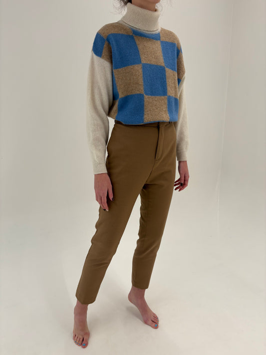 Pantaloni camel din stofă de lana extrafina ultra confort