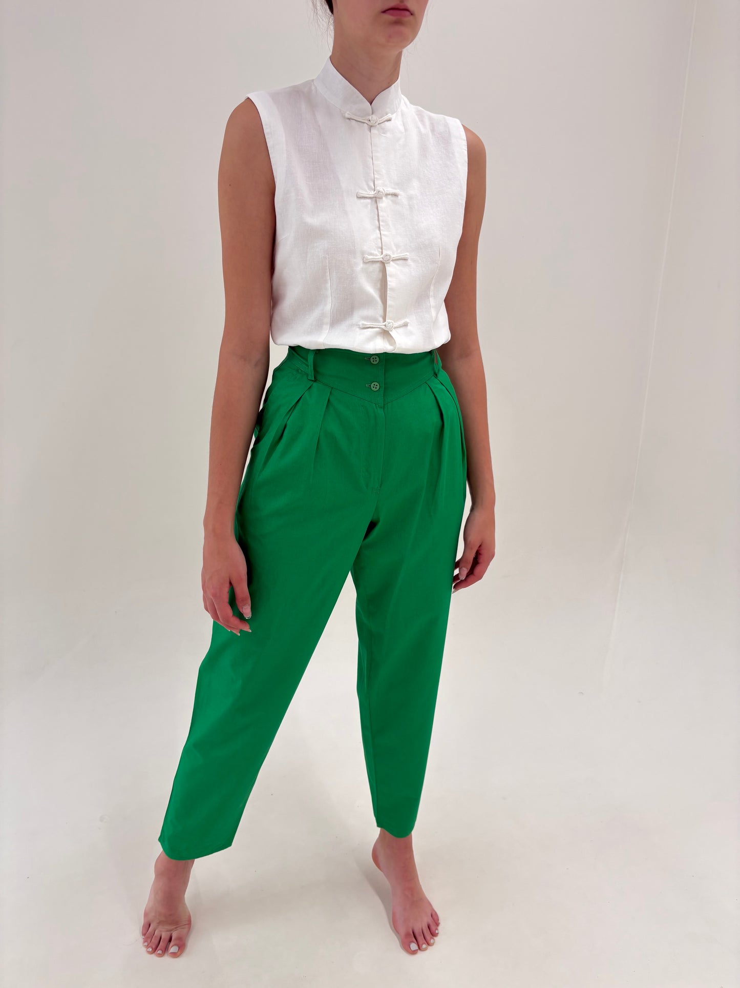 Pantaloni vintage italienești cu talie ultra înaltă și pense din poplin