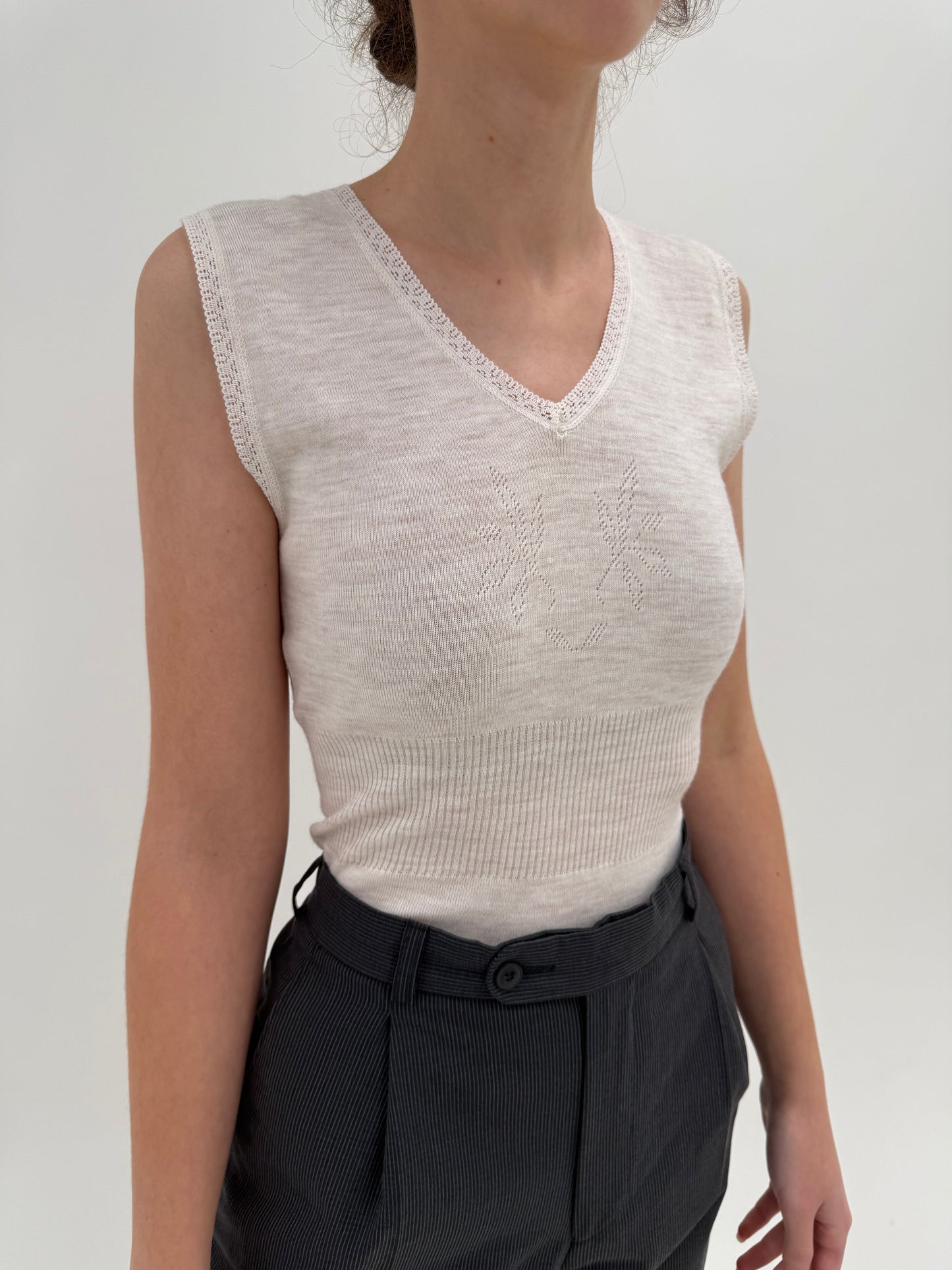 Topuri cambrate noi tip furou italian din lana extrafina irestringibila în croi lung