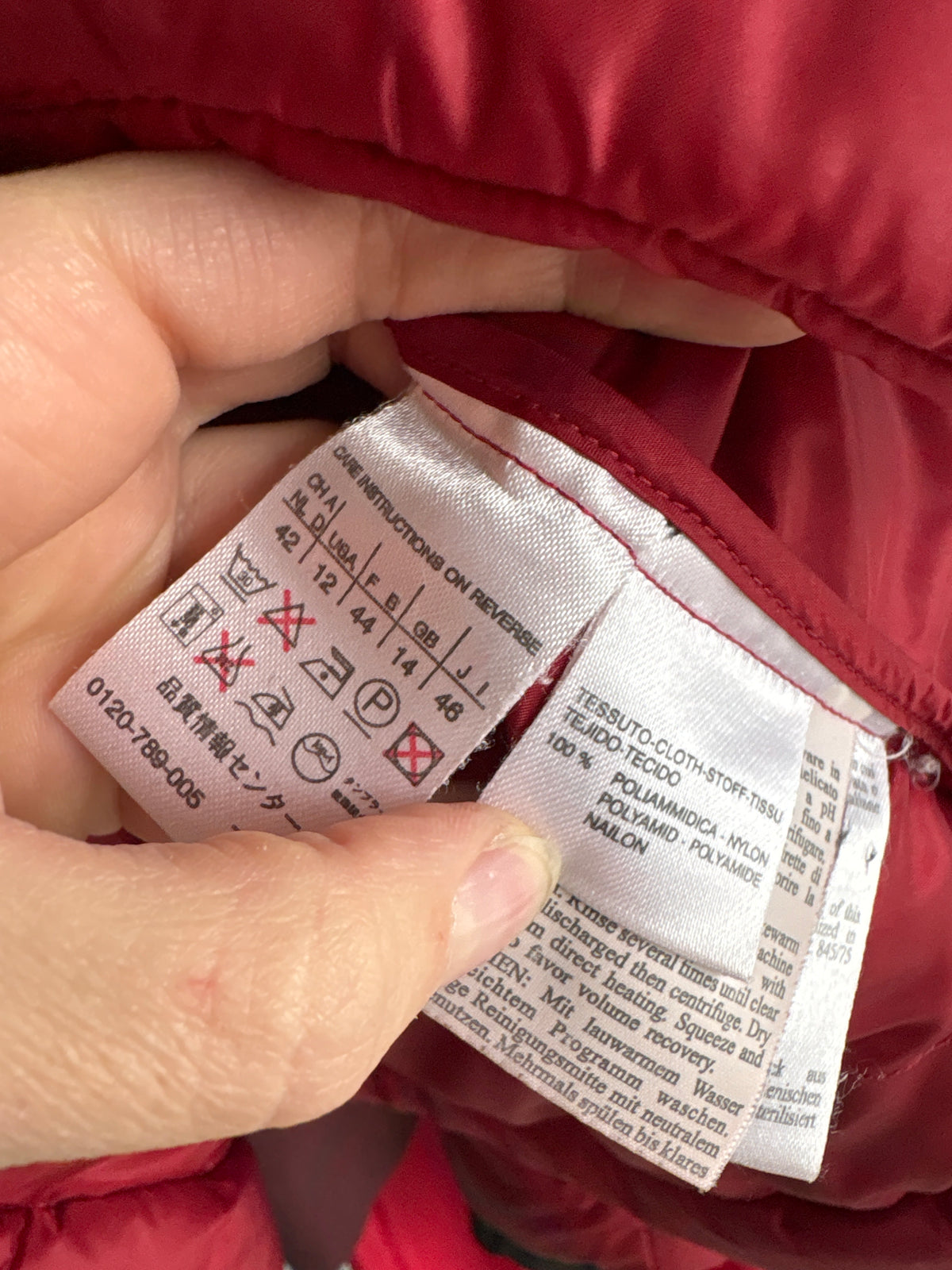 Geaca cambrata Max Mara din puf  dark red