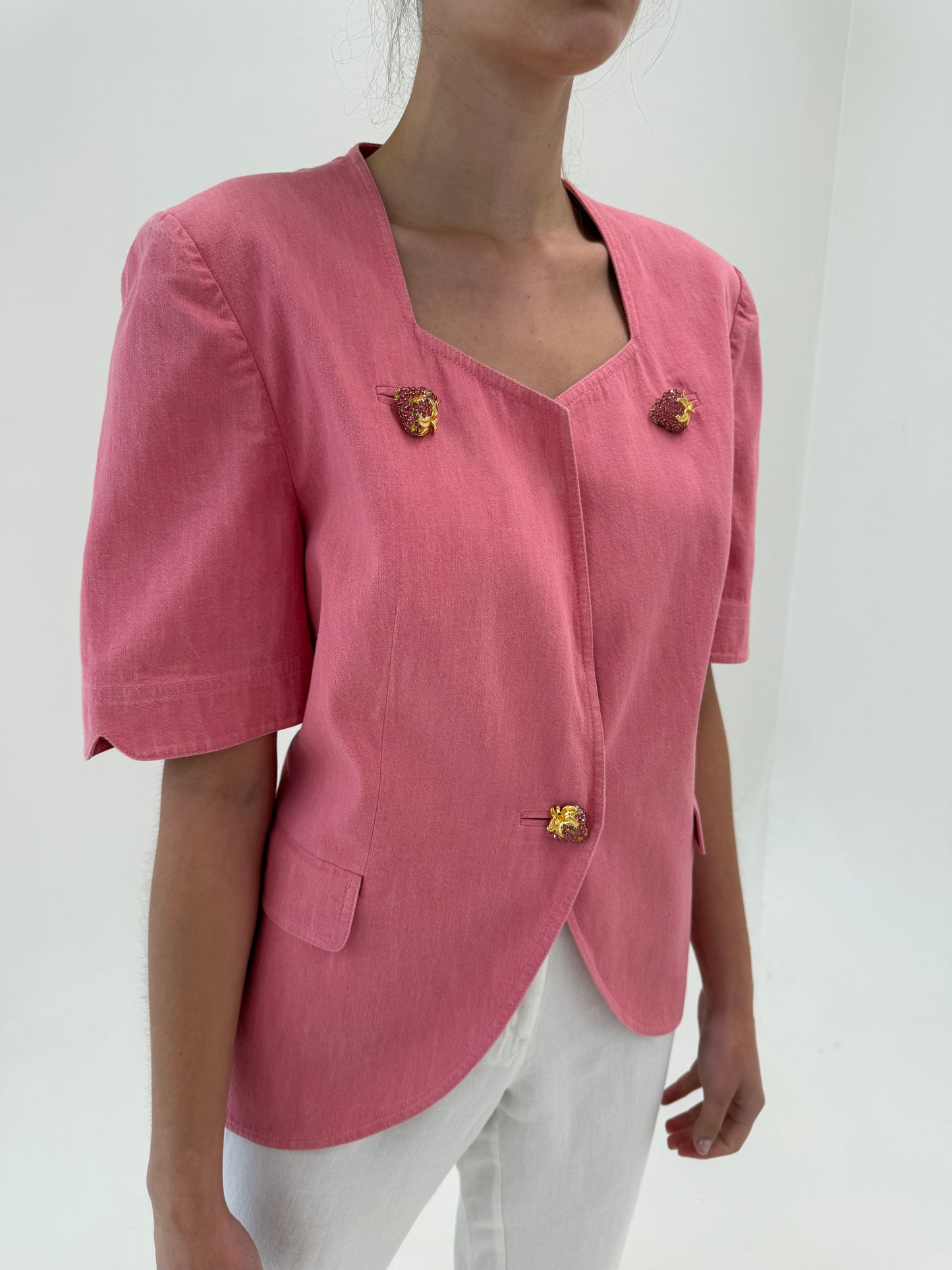 Sacou vintage italian de designer salmon pink cu aplicații metalice bijuterie din cristal