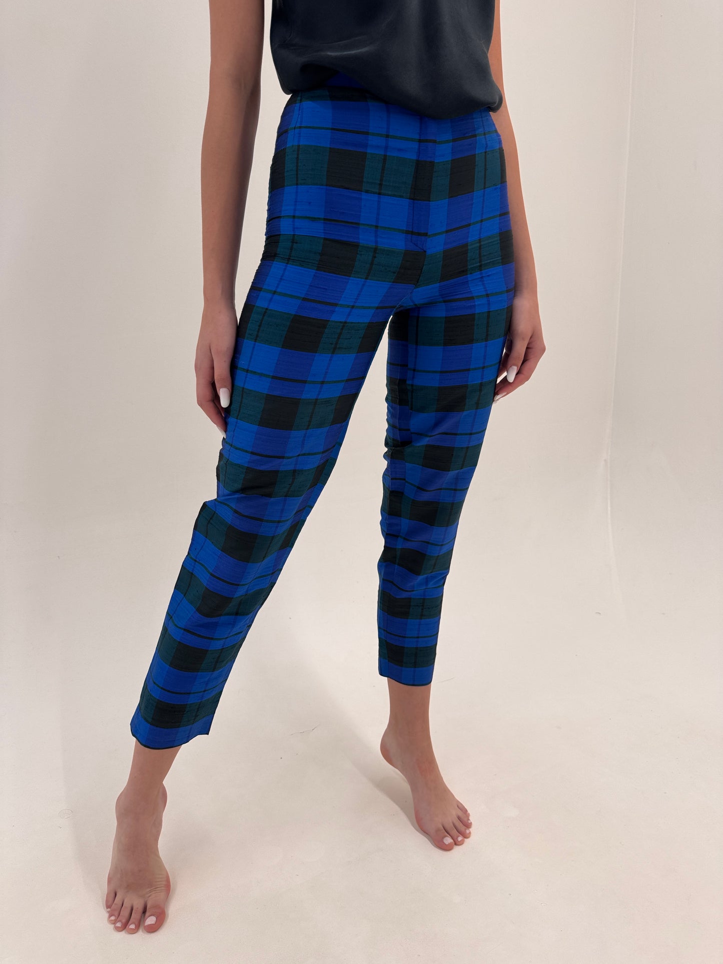Pantaloni țigaretă cu talie extrem de înaltă de la zi la seară din mătase naturală