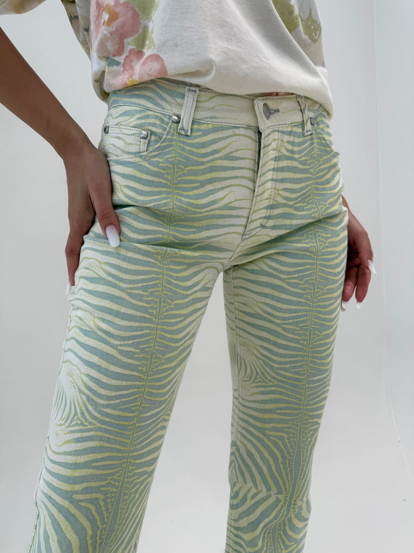 Pantaloni vintage Roberto Cavalli iconici cu animal print în culori pudrate