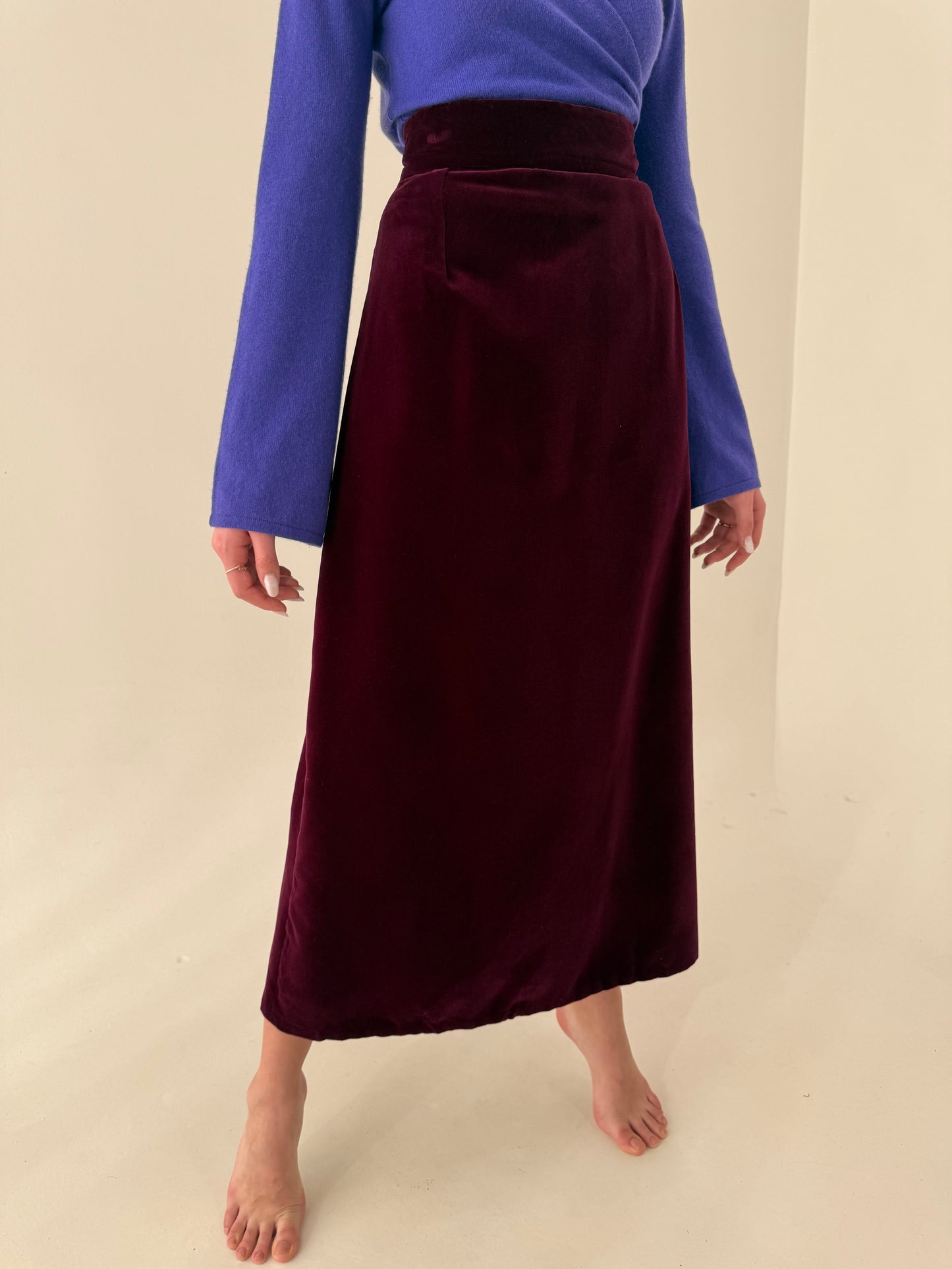 Fustă maxi burgundy din catifea cu talie ultra înaltă de la zi la seară