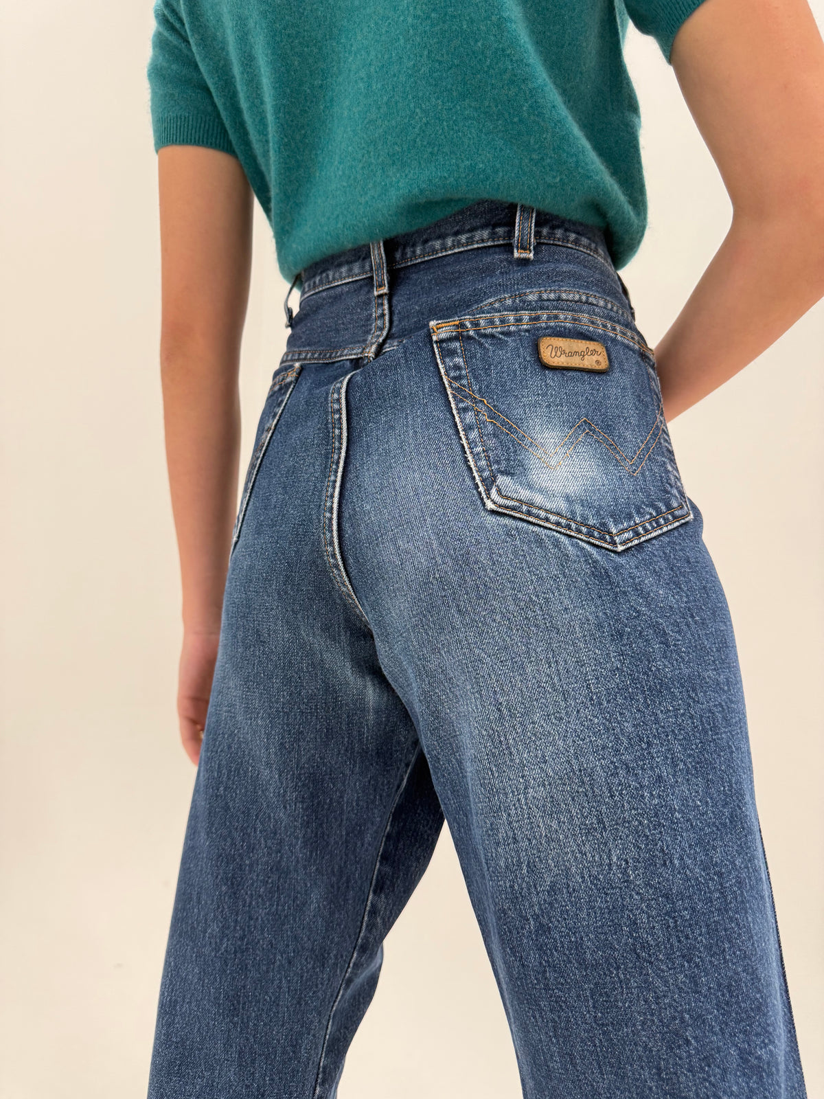 Jeans vintage premium din bumbac gros classic wash cu talie înaltă mai generoasă