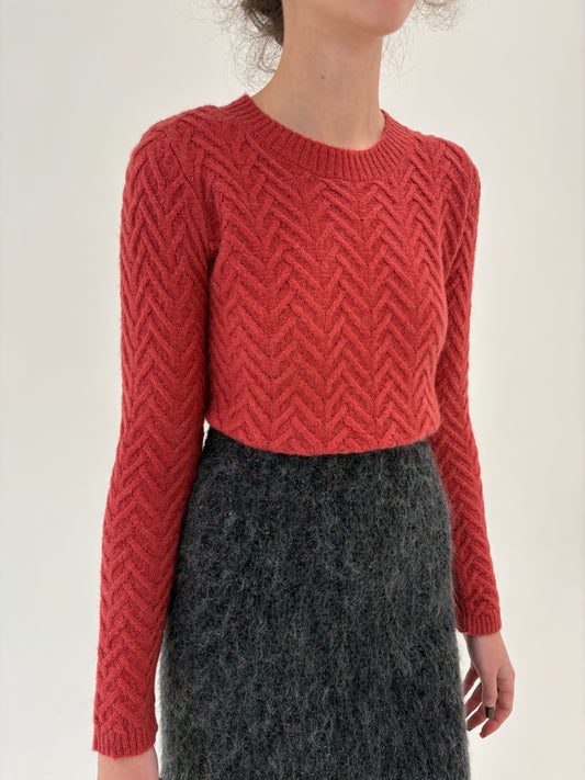 Pulover Chevron texturat rasberry red din lana extrafina cu torsade