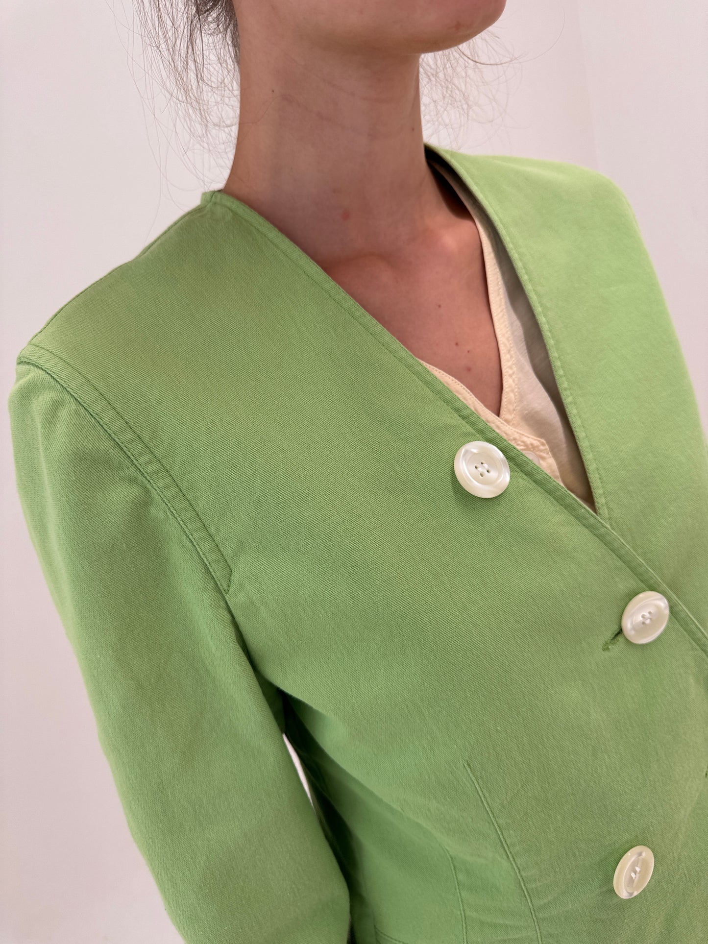 Sacou vintage de designer cu interior de mătase naturală în croi asimetric verde crud