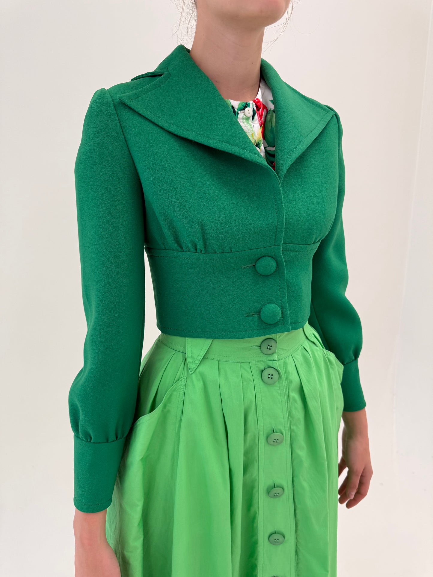 Sacou vintage ultra cambrat verde smarald cu manșete ultra înalte