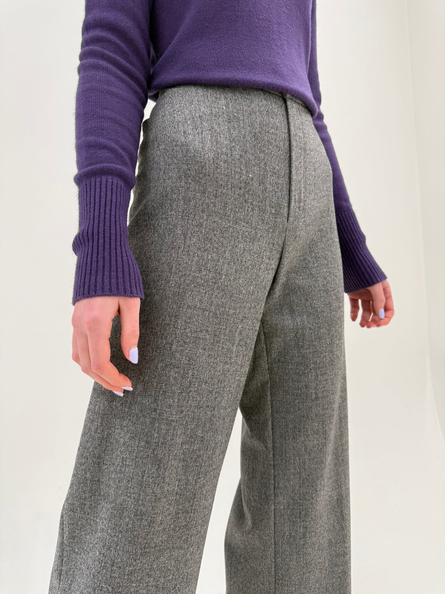 Pantaloni în croi drept din lana extrafina confort