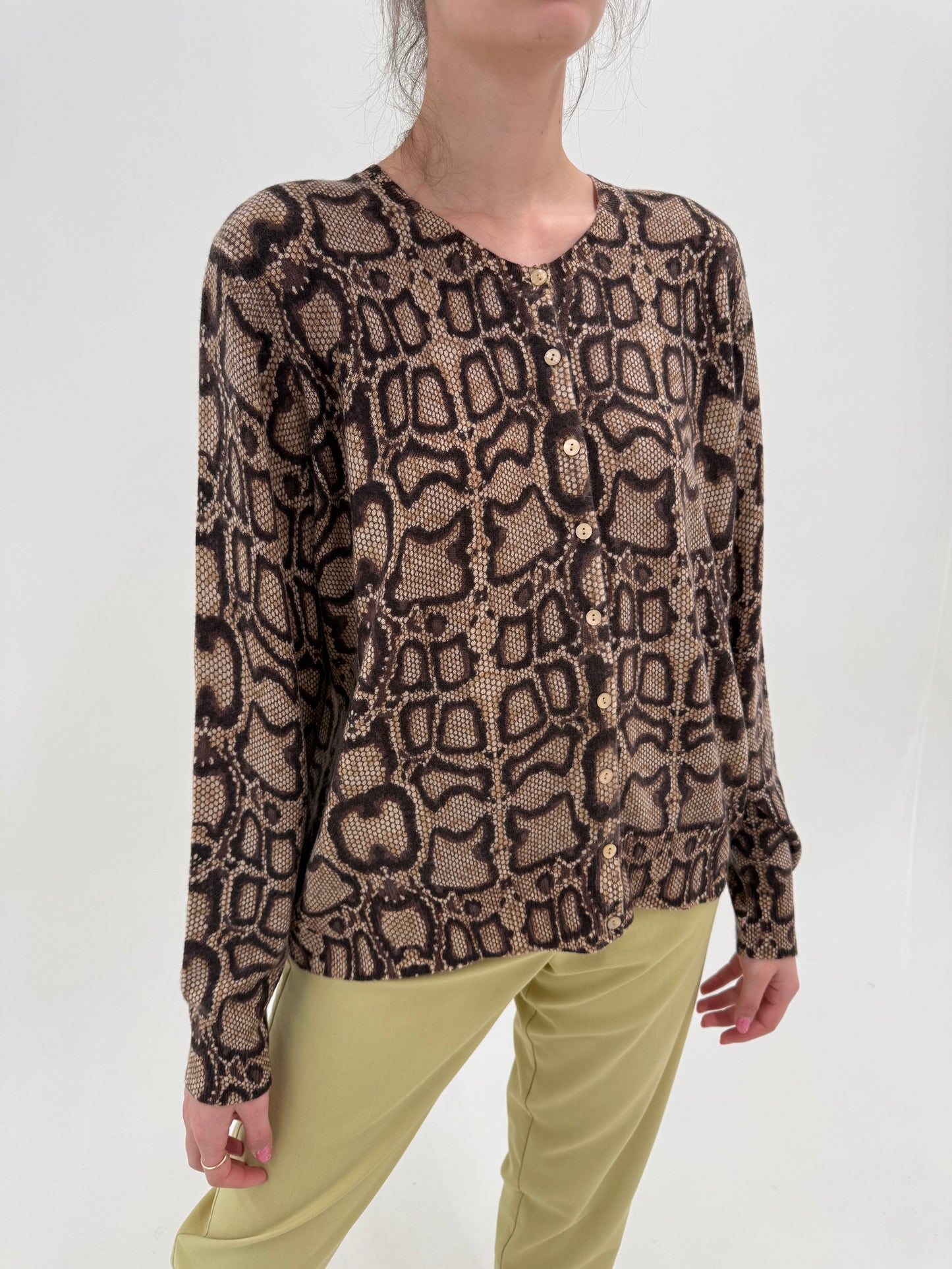 Cardigan camel din cașmir subțire animal print stilizat
