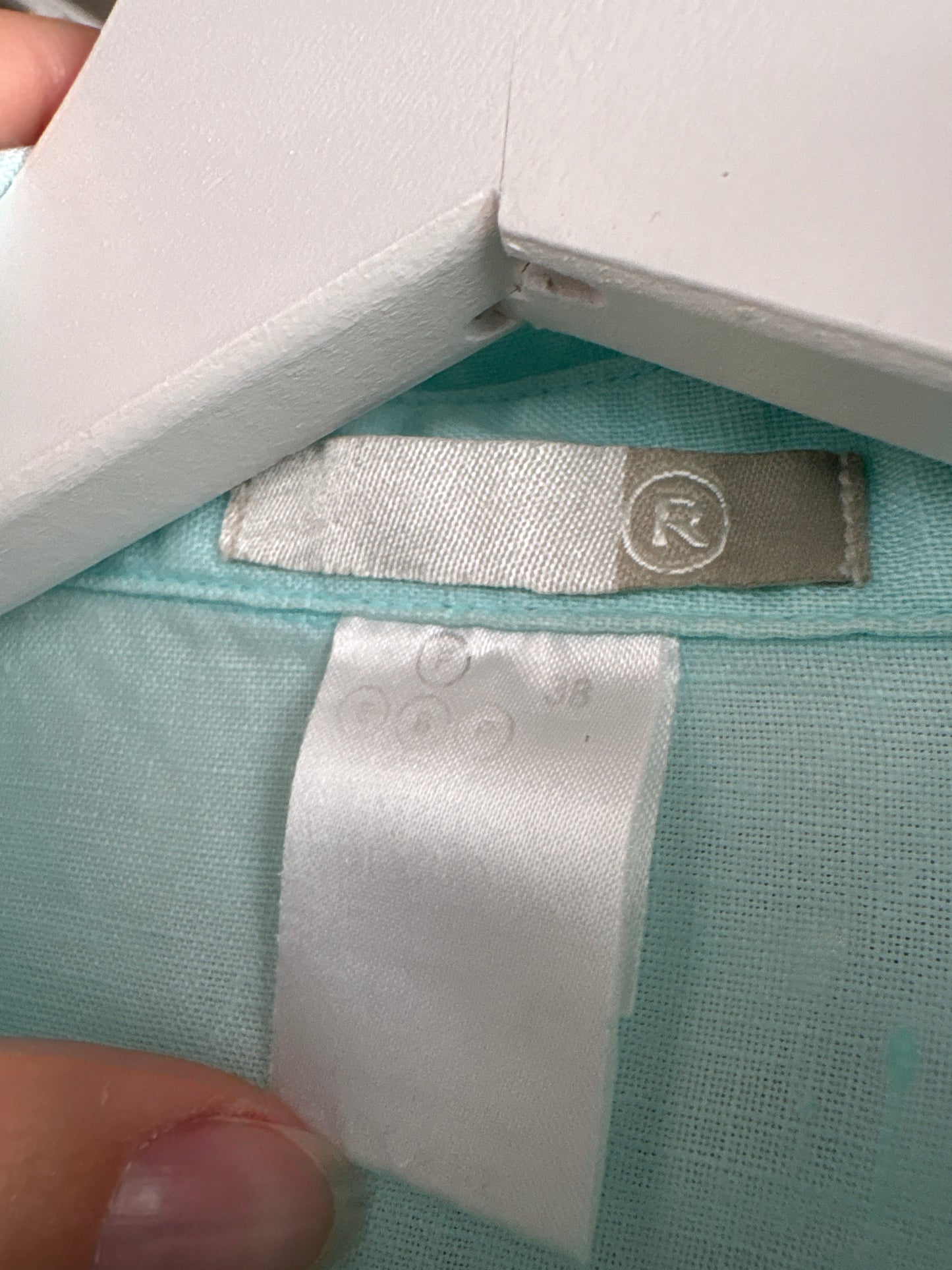 Cămașa mint green din in premium cu nasturi mother of pearl