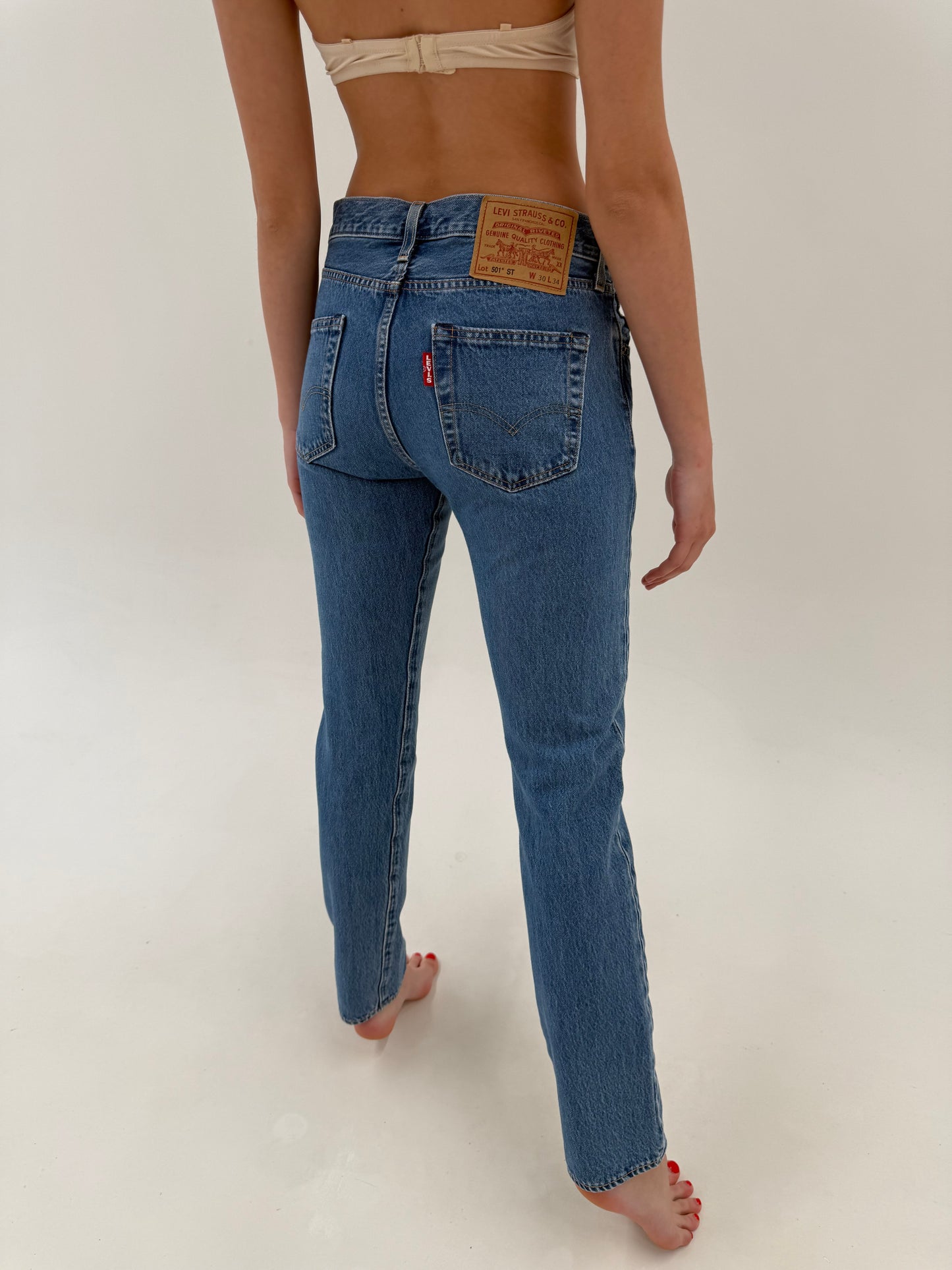 Jeans Levi’s premium 501 ușor modelatori tall clasic wash