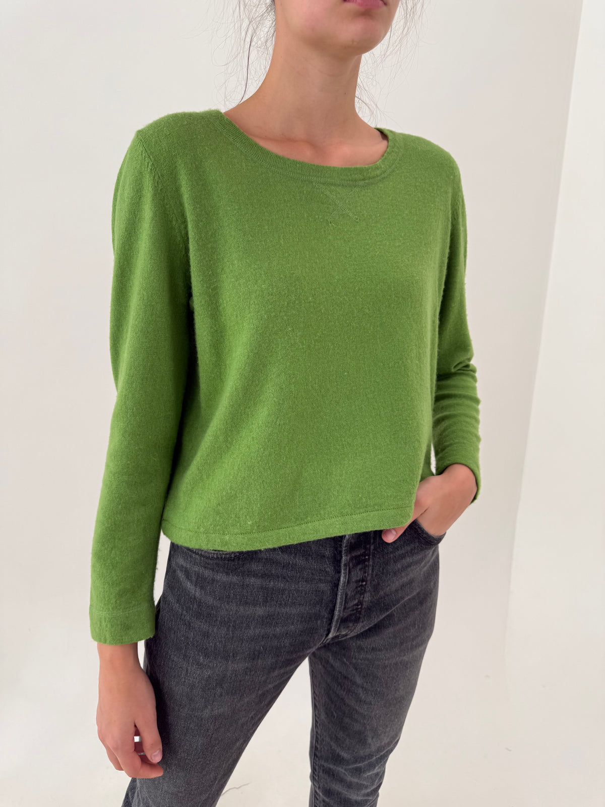 Pulover cu influențe casual verde tare din lana și cașmir petite