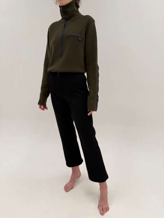 Pantaloni negri din lana plină usor structurată cu talie înaltă