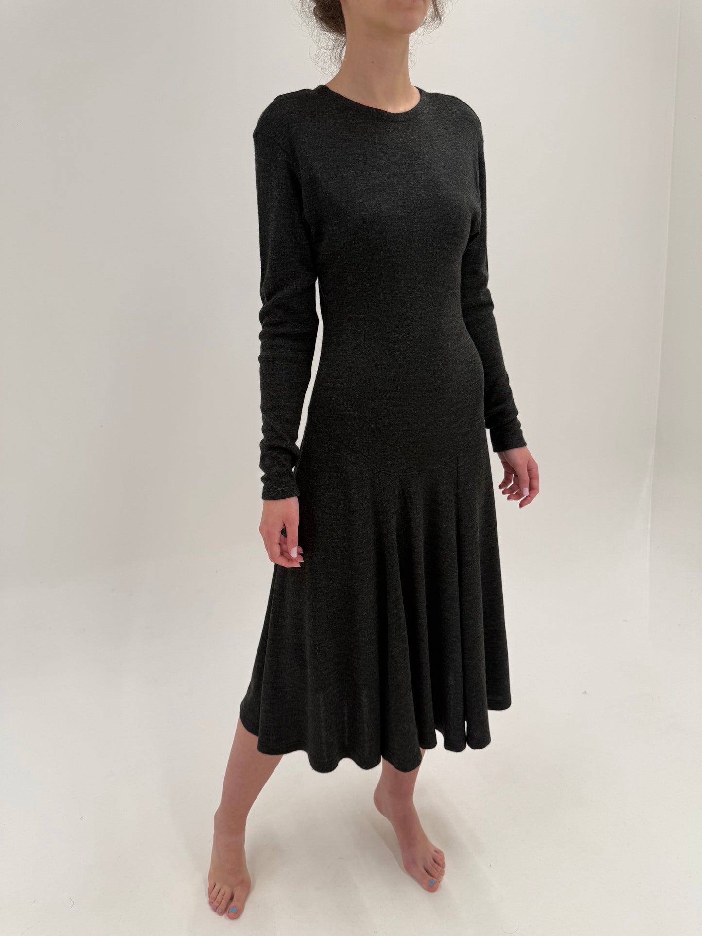 Rochie vintage cambrata maxi cu talie ușor căzută din tricot de lana extrafina