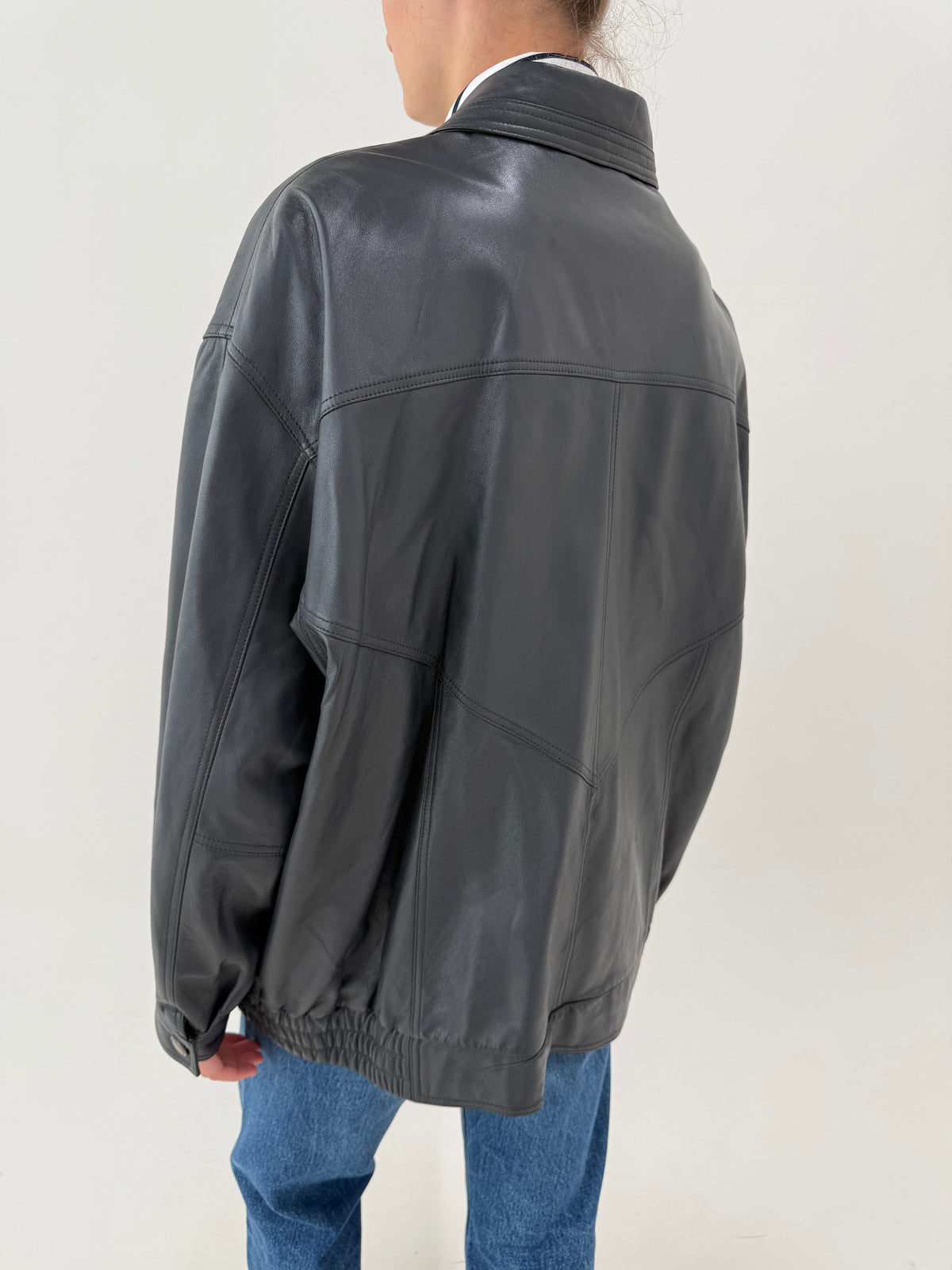 Jacheta vintage charcoal gray din piele naturală mănușă în croi revenit în trend