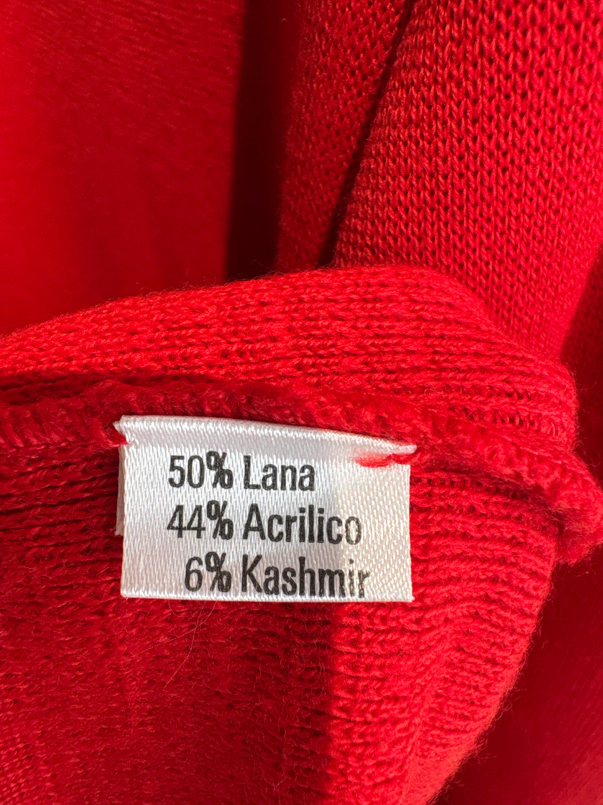 Rochie vintage cherry red din tricot excepțional de lana cu cașmir