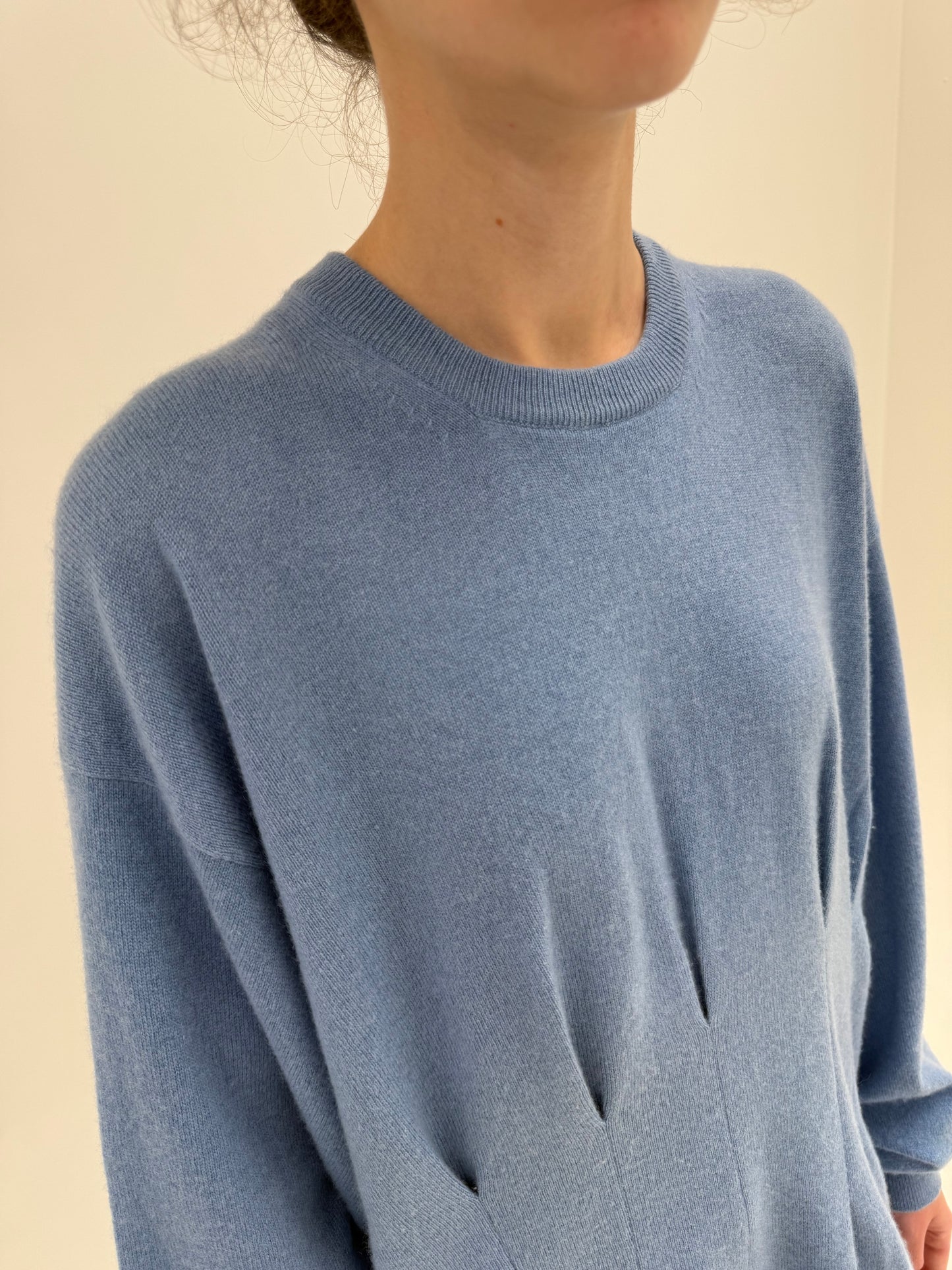 Pulover din cașmir multiply high end italian în croi cambrat baby blue