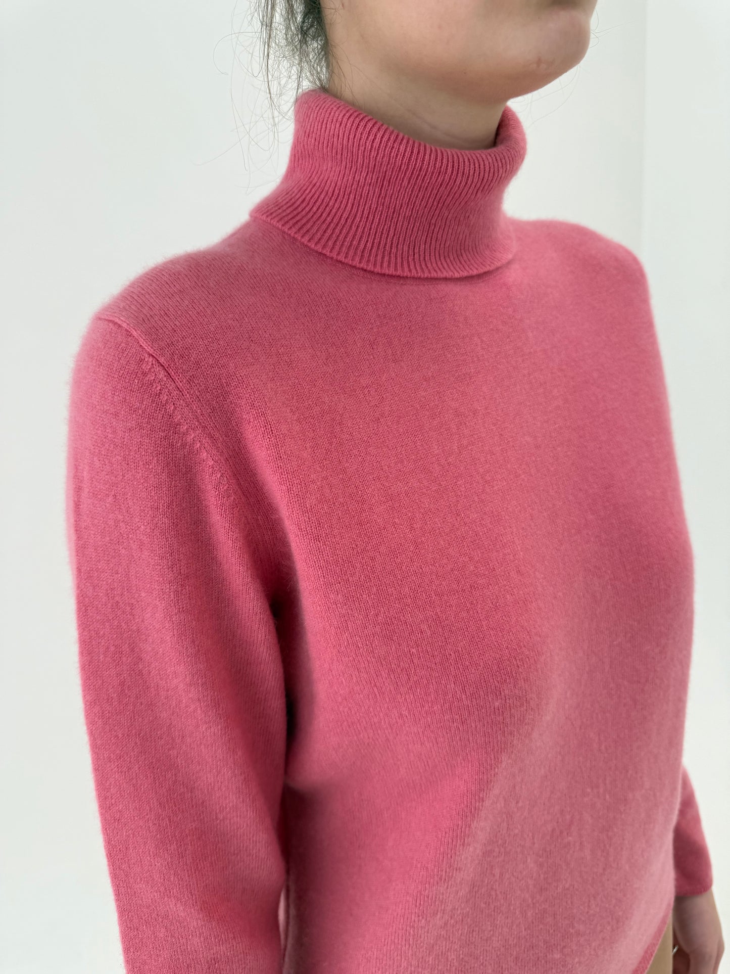 Maleta din cașmir rouge pink