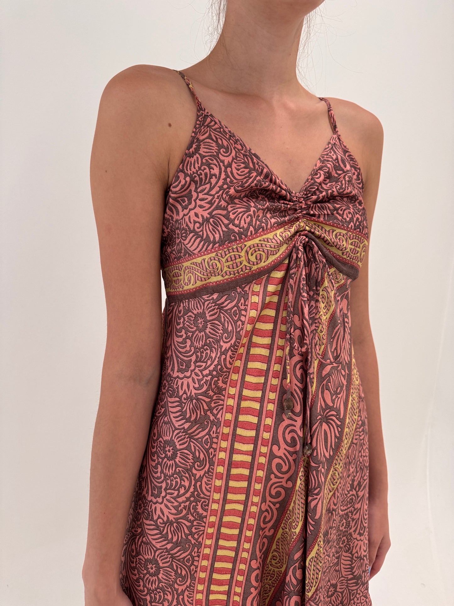 Rochie maxi din mătase naturală in stil boho cu bust elastic la spate