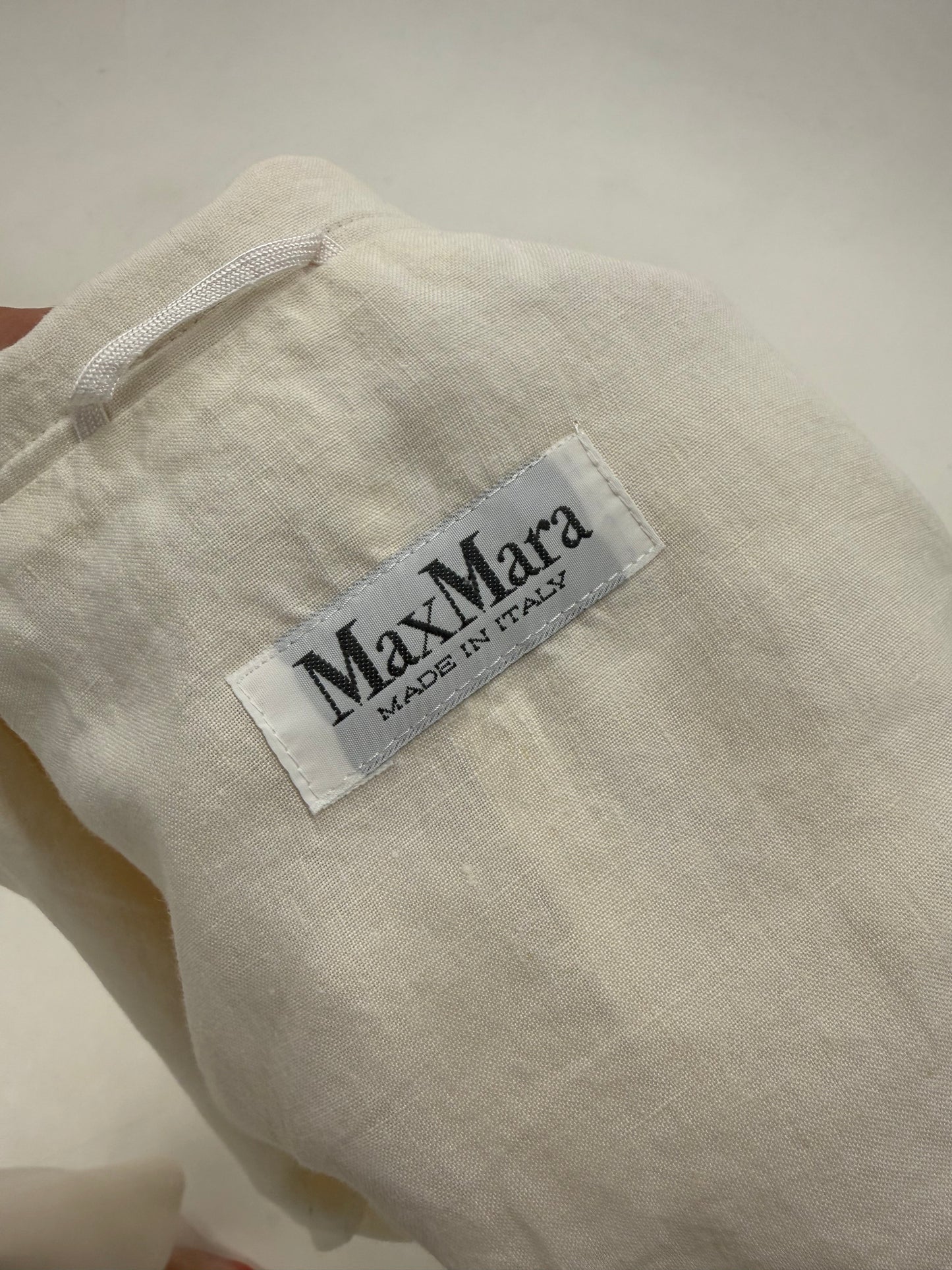 Sacou Max Mara din in în croi minimalist cu închidere tip smoking