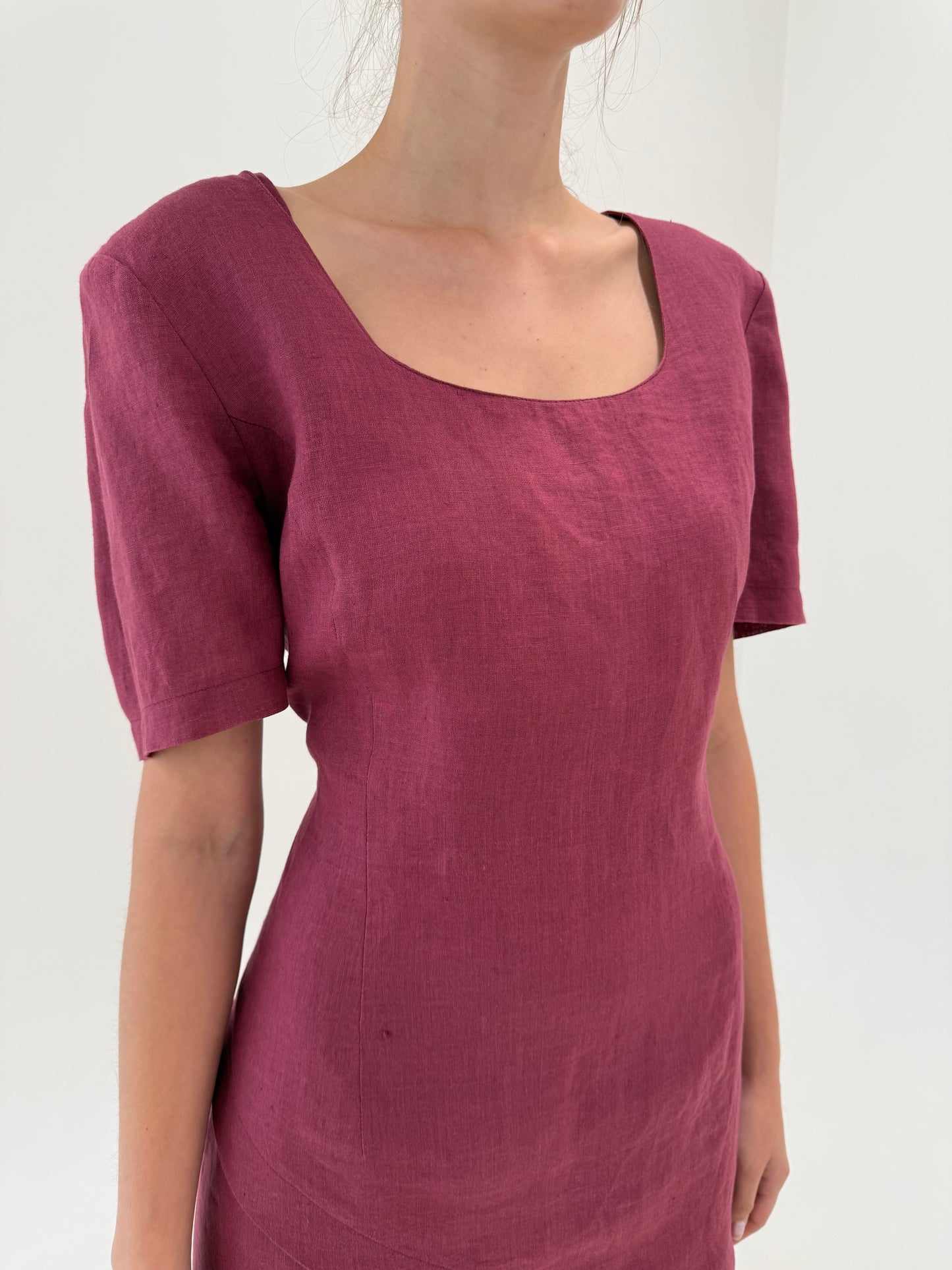 Rochie vintage maxi din in burgundy în croi chic minimalist