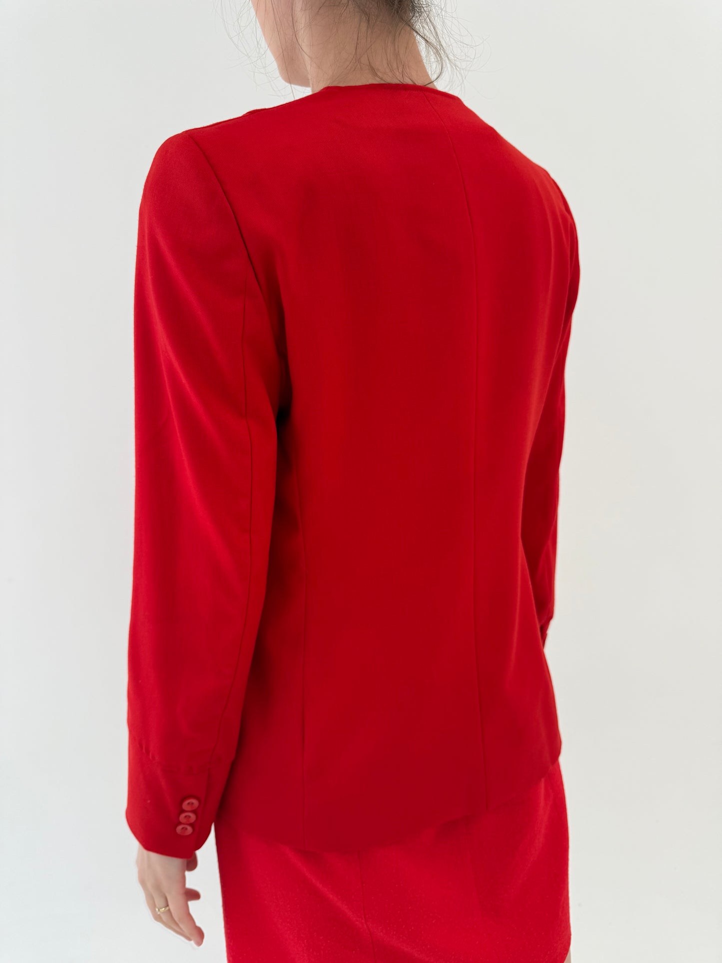 Sacou roșu italian în croi minimalist ușor cambrat din stofita lightweight