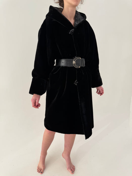 Palton vintage elegant cu 2 fete, una din stofă de lana și cealaltă tip Teddy coat neagră