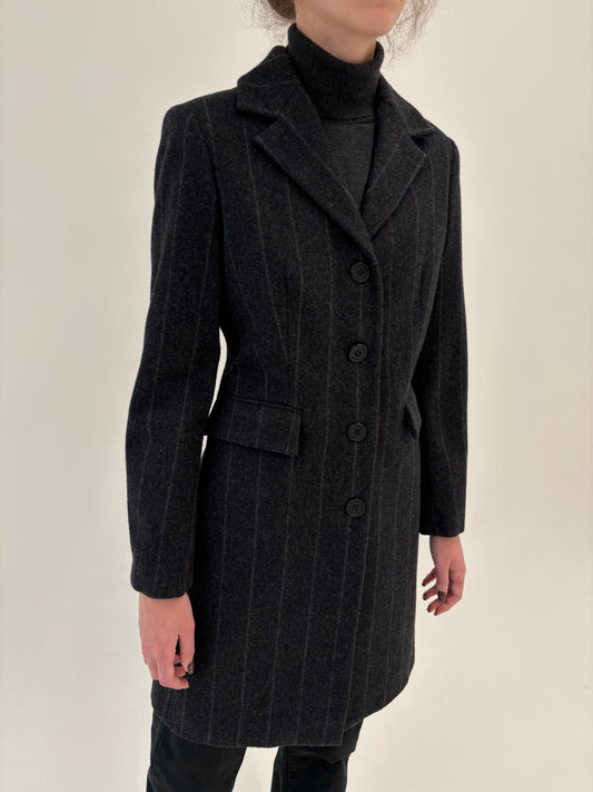 Palton italian charcoal gray ușor cambrat din stofă groasă 80% lana