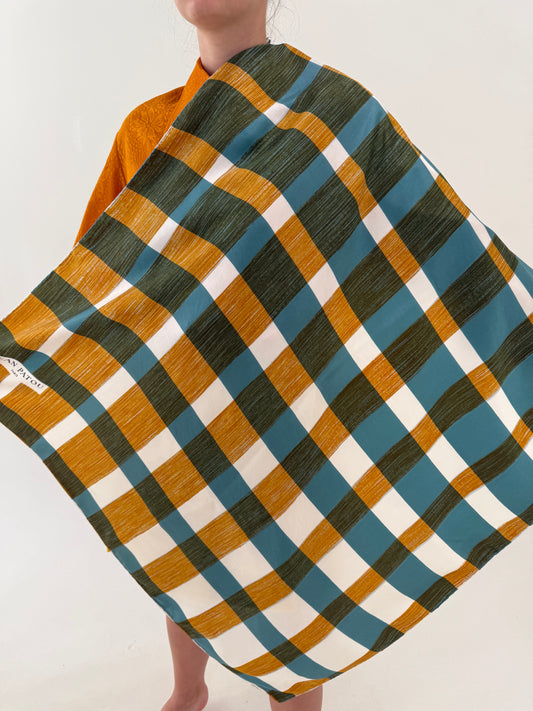 Eșarfă XXXL couture Jean Patou din mătase naturală old vintage anii 70