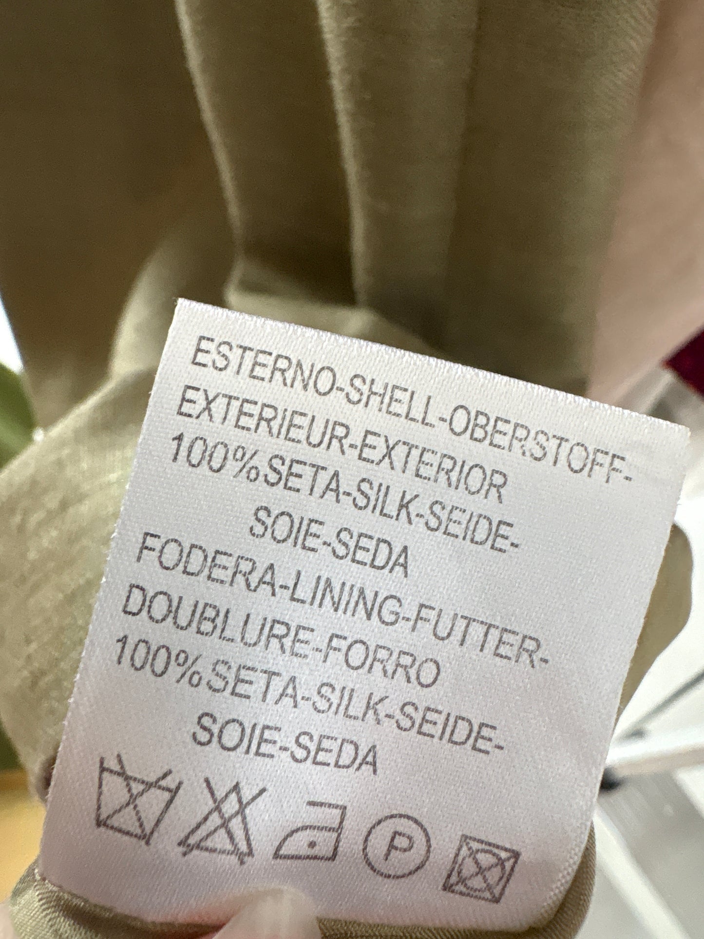 Rochie italiană light kaki din pânză de mătase naturală excepțională