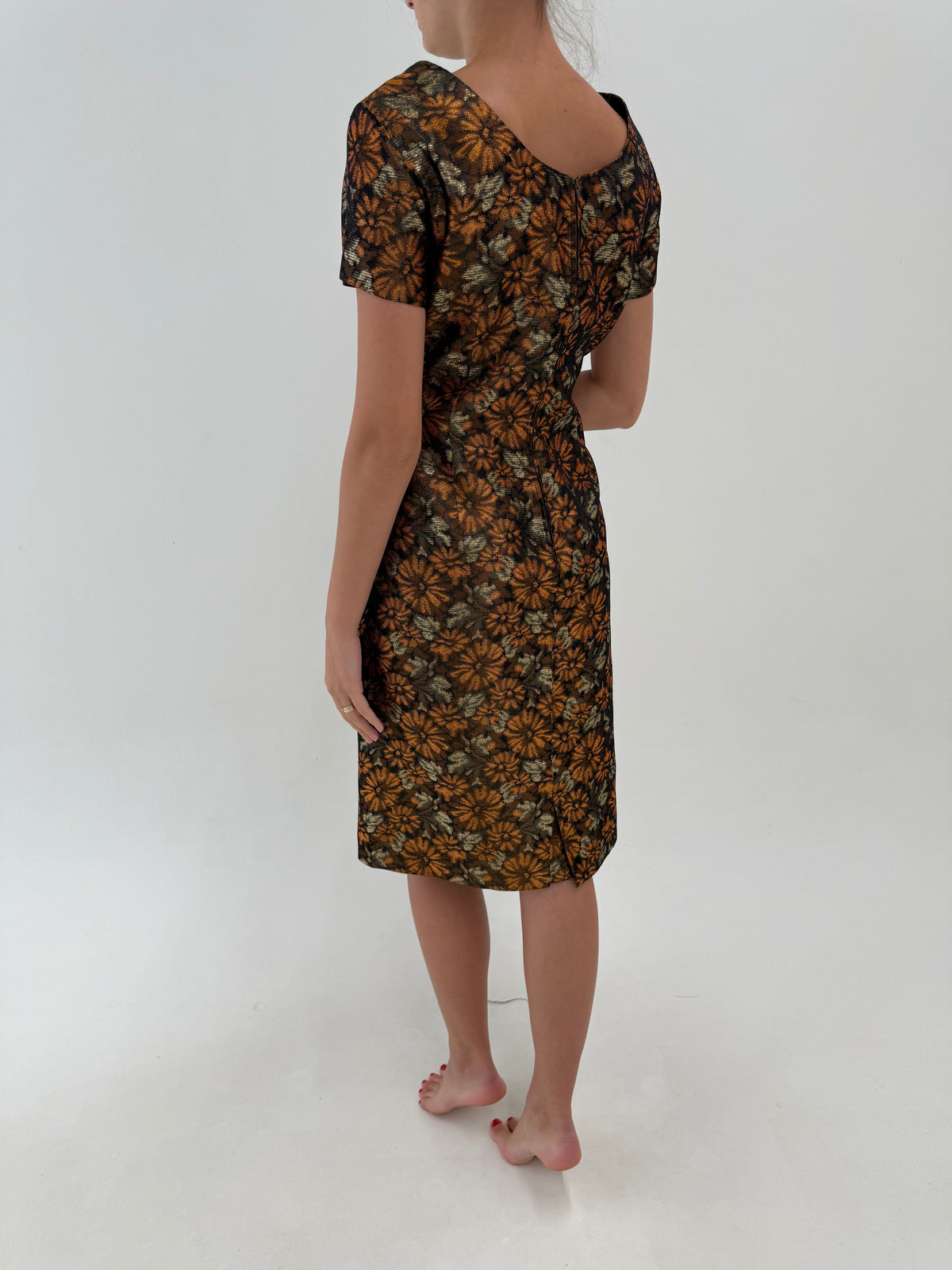 Rochie old vintage anii 60 de colecție extrem de rară în mărime generoasă din brocart
