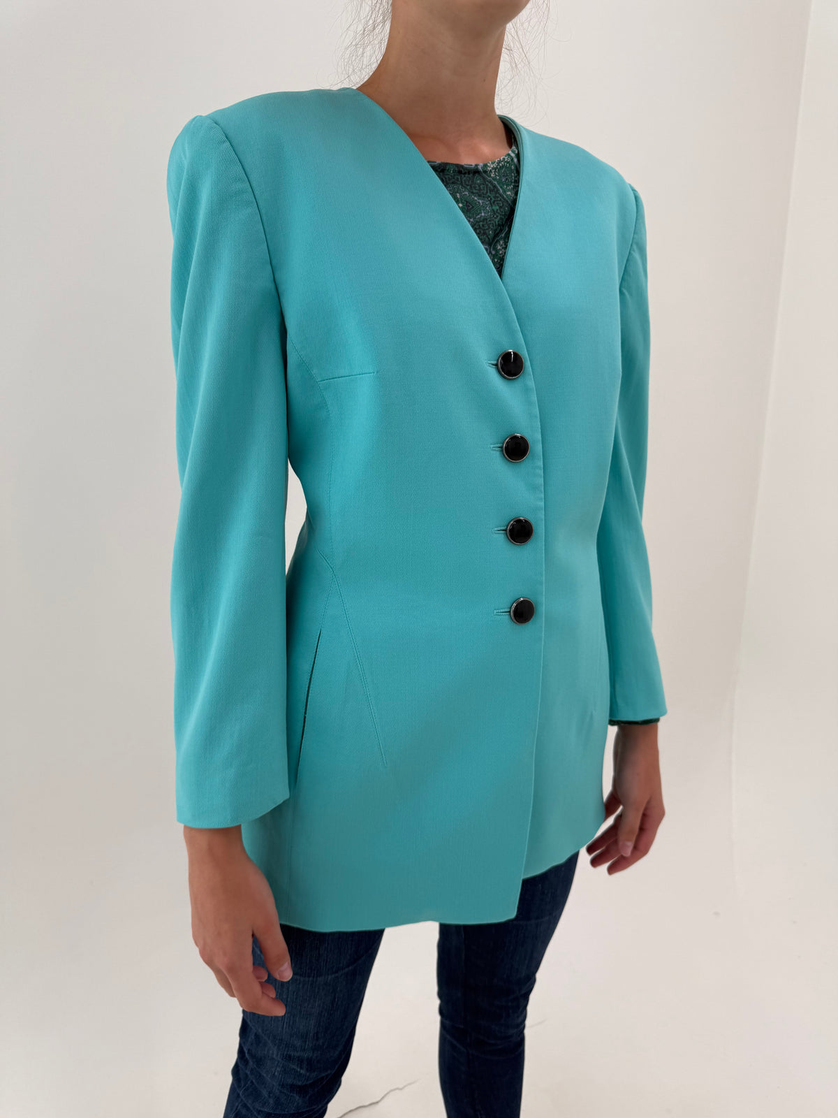 Sacou lung Laurel by Escada din lana extrafina aqua blue cambrat în croi minimalist