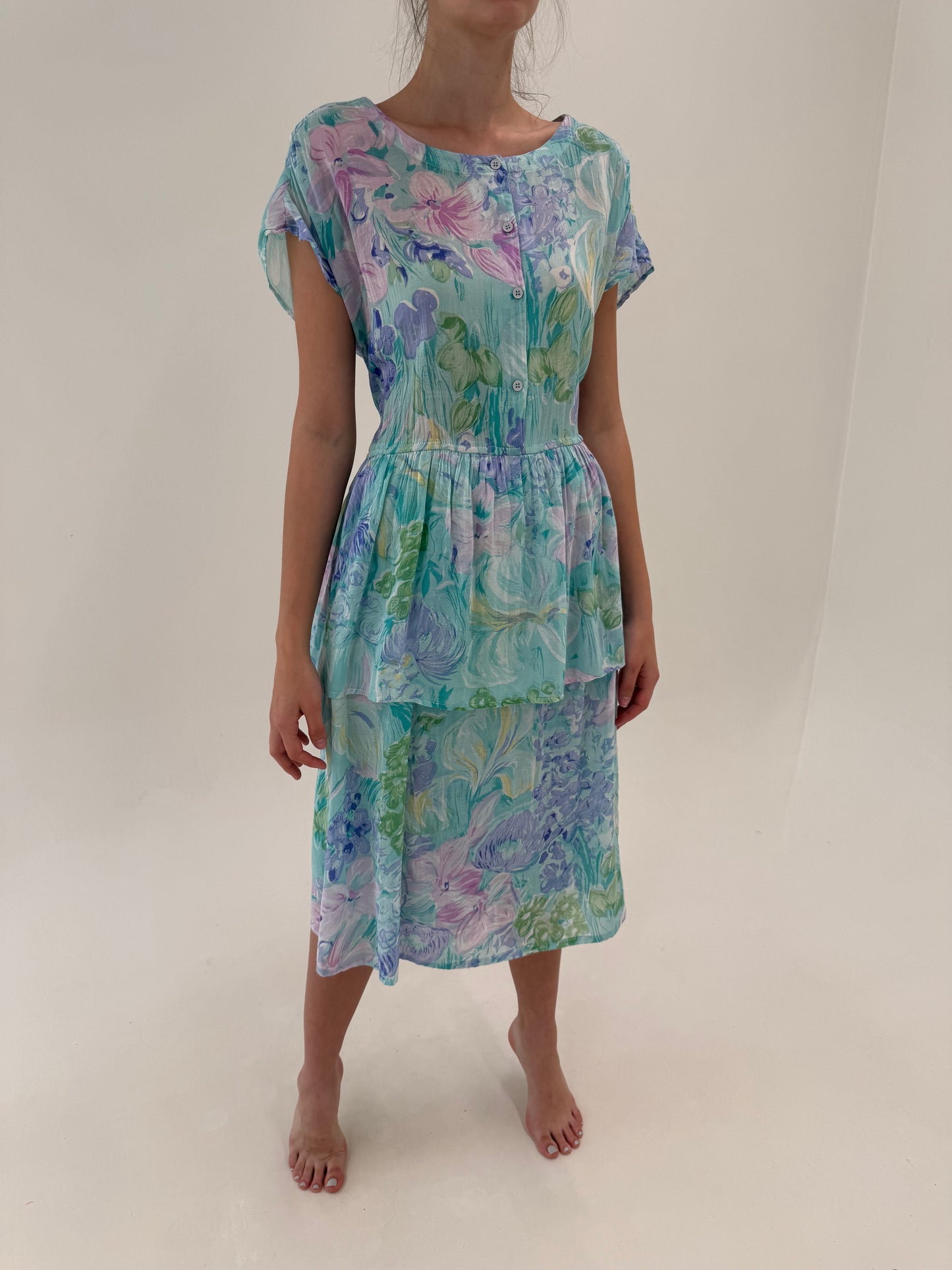 Richie vintage din mouselline cu print floral superb în culori pudrate