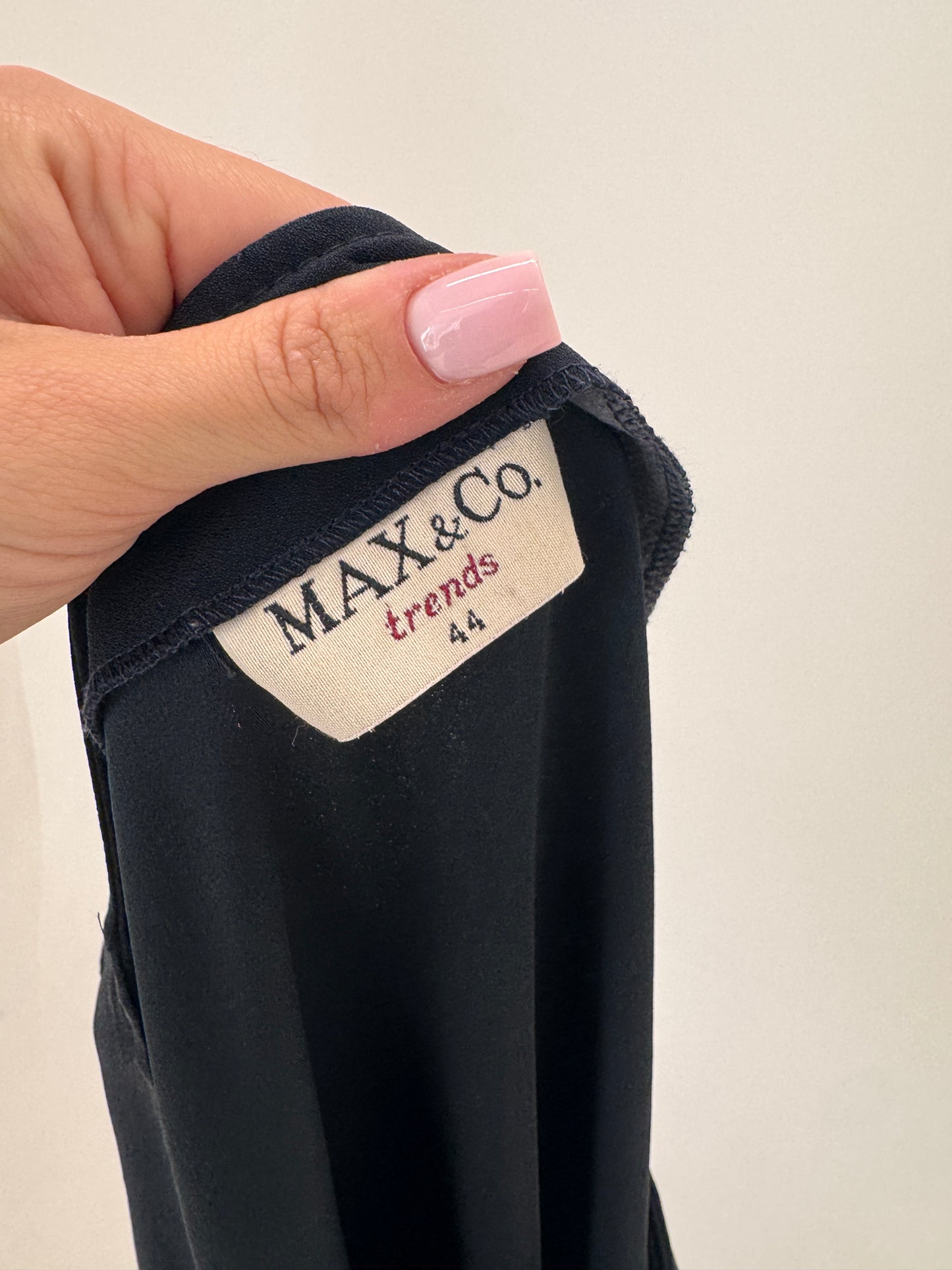 Rochie Max&Co by Max Mara din crep modelator ușor structurat