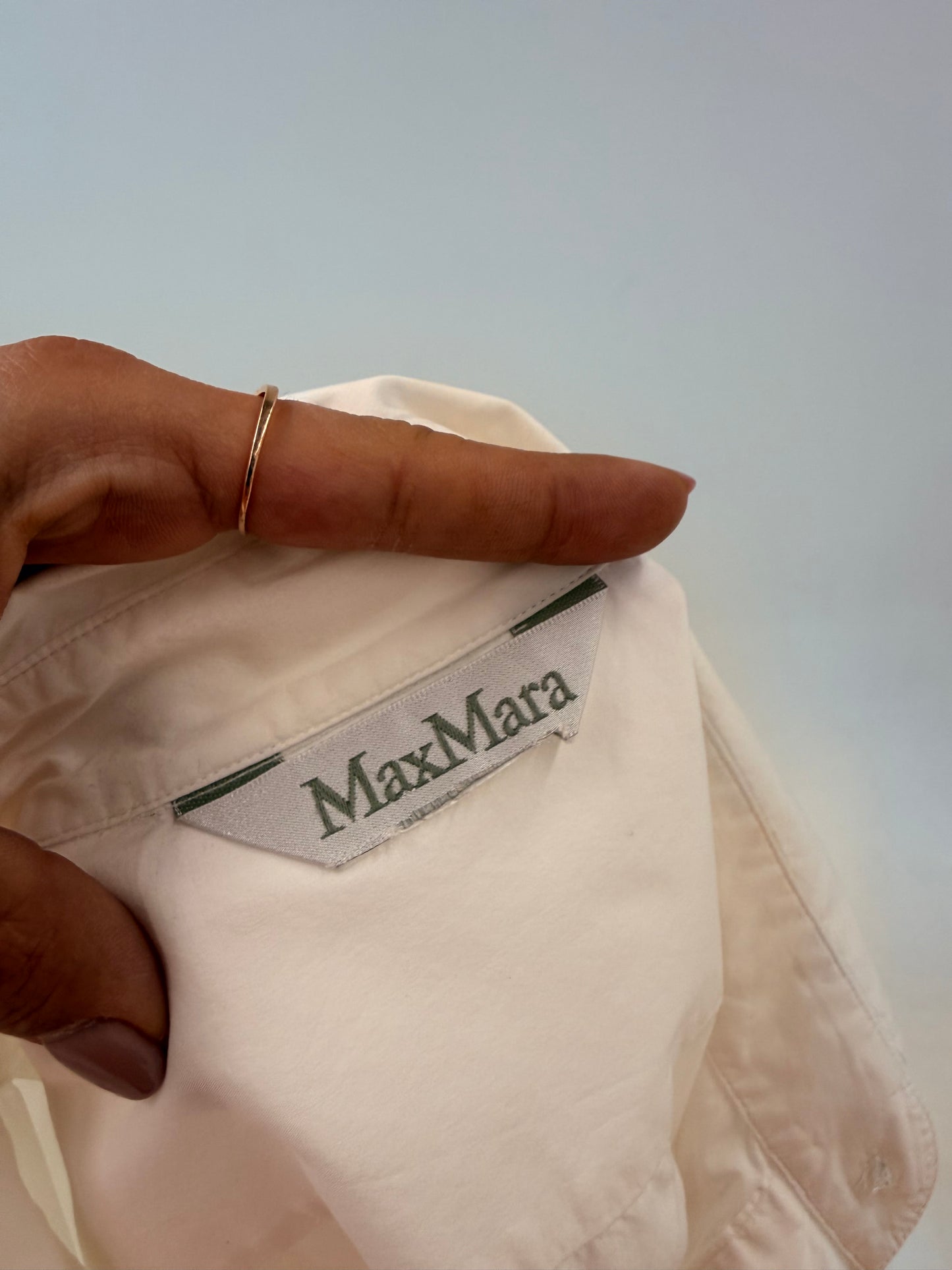 Cămașa Max Mara din poplin de bumbac în croi minimalist amplu cu buzunare