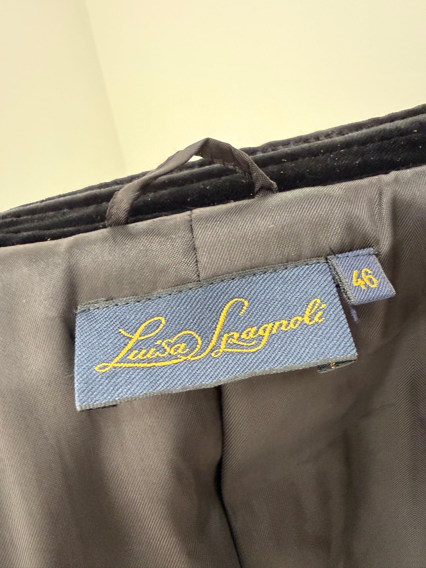 Pardesiu elegant luxury Luisa Spagnoli ușor satinat cu revere rotunjite