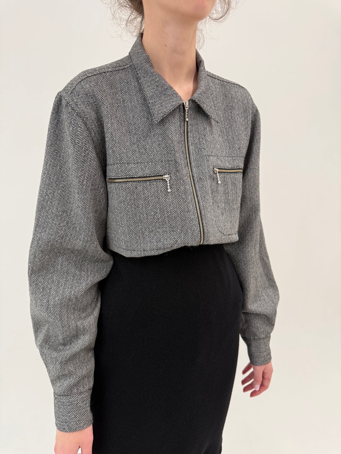 Cămașa groasă italiana din lana extrafina Chevron alb-negru