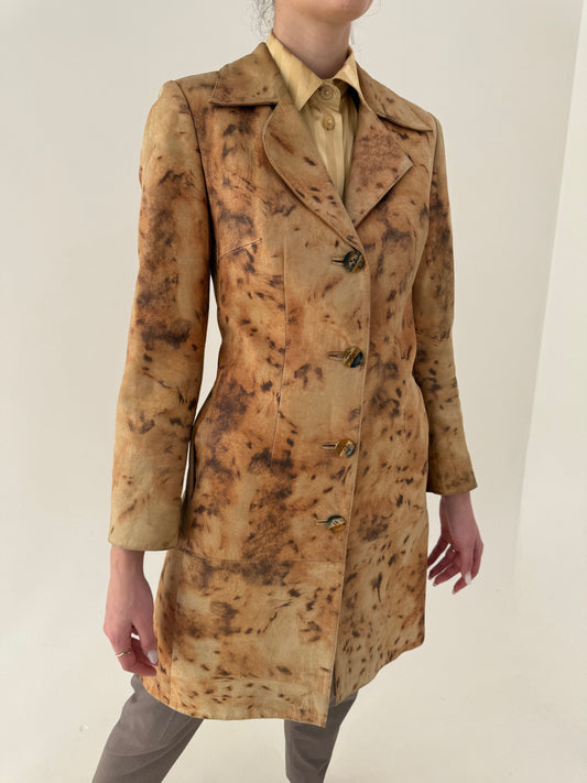 Pardesiu camel din piele naturală mată cu print ca pictat manual