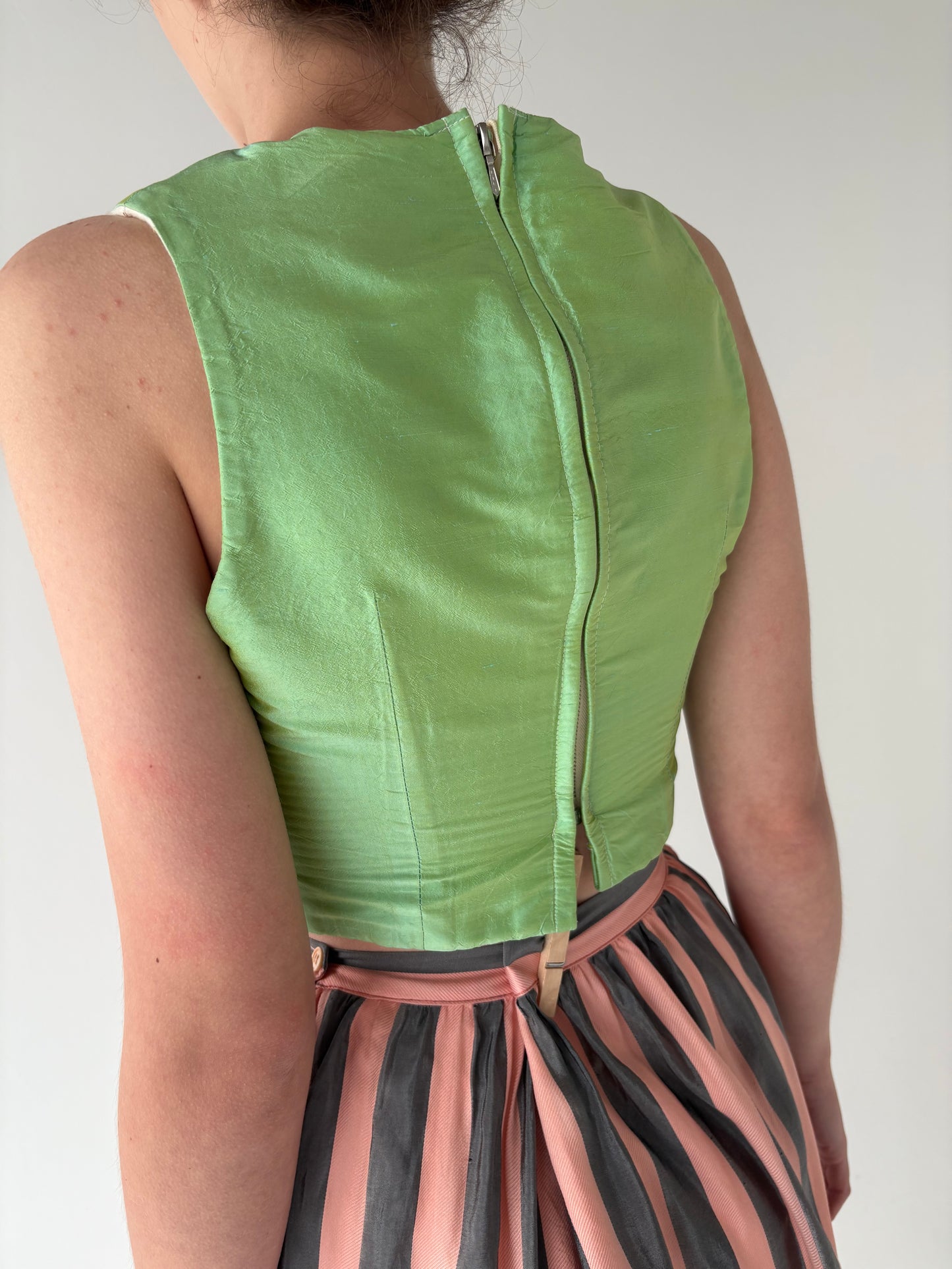 Corset vintage din tafta de mătase naturală cu aplicații florale manuale