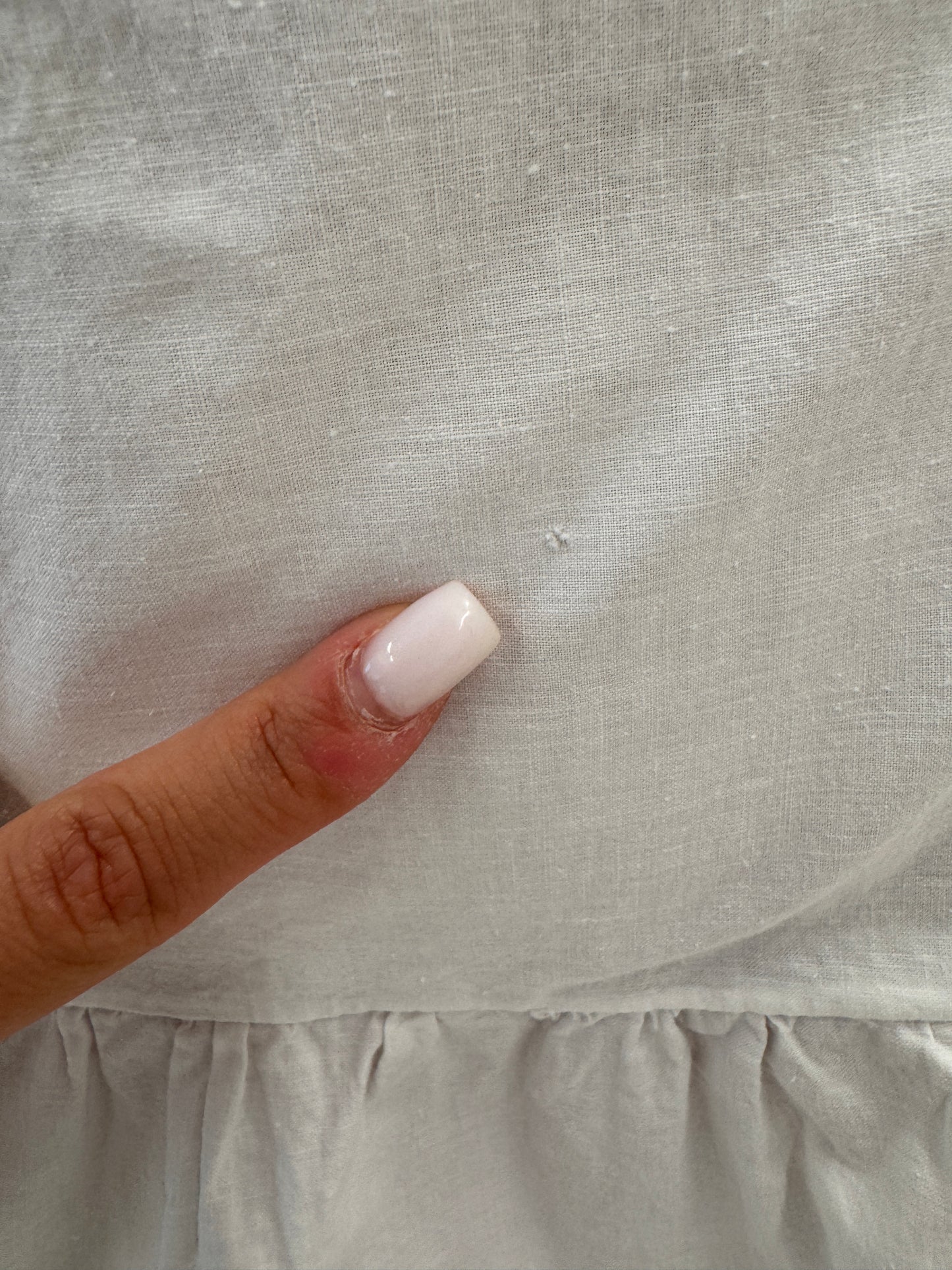 Rochie vintage maxi din in excepțional cu broderie manuală delicată si talie reglabilă