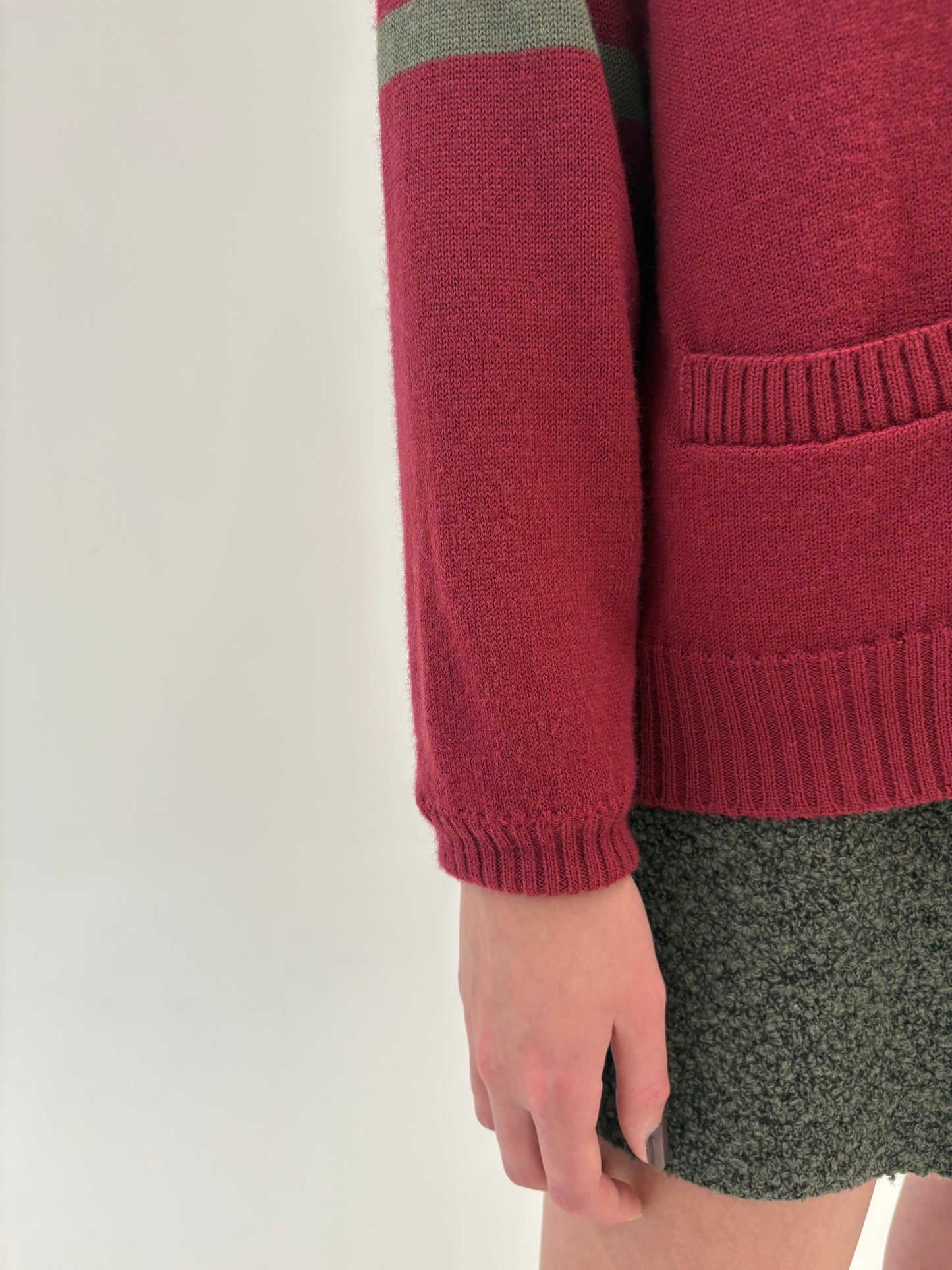 Cardigan vinatge Marsala red din lana excepțională de gramaj mare