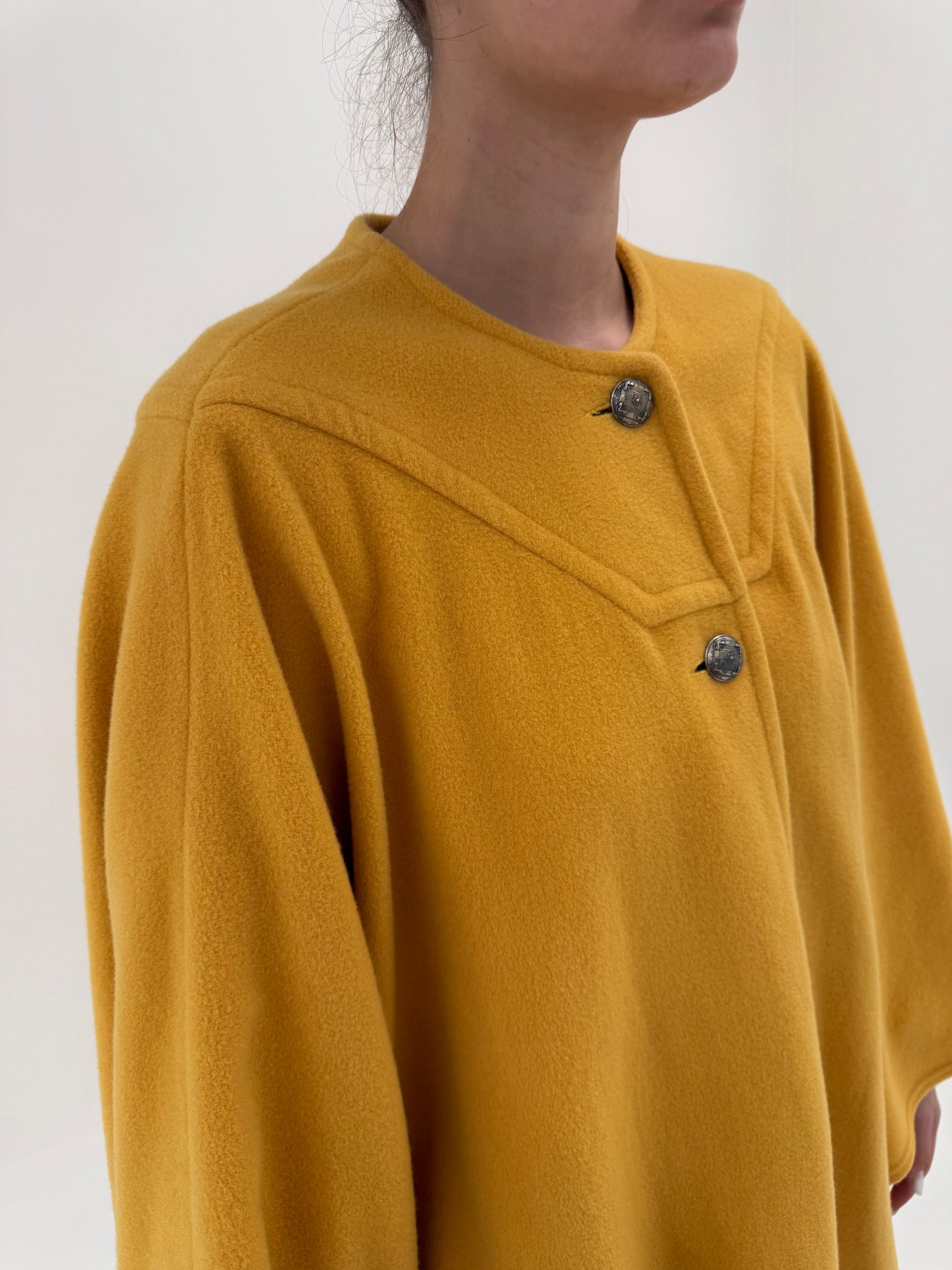 Capa vintage superbă saffron yellow din lana extrafina