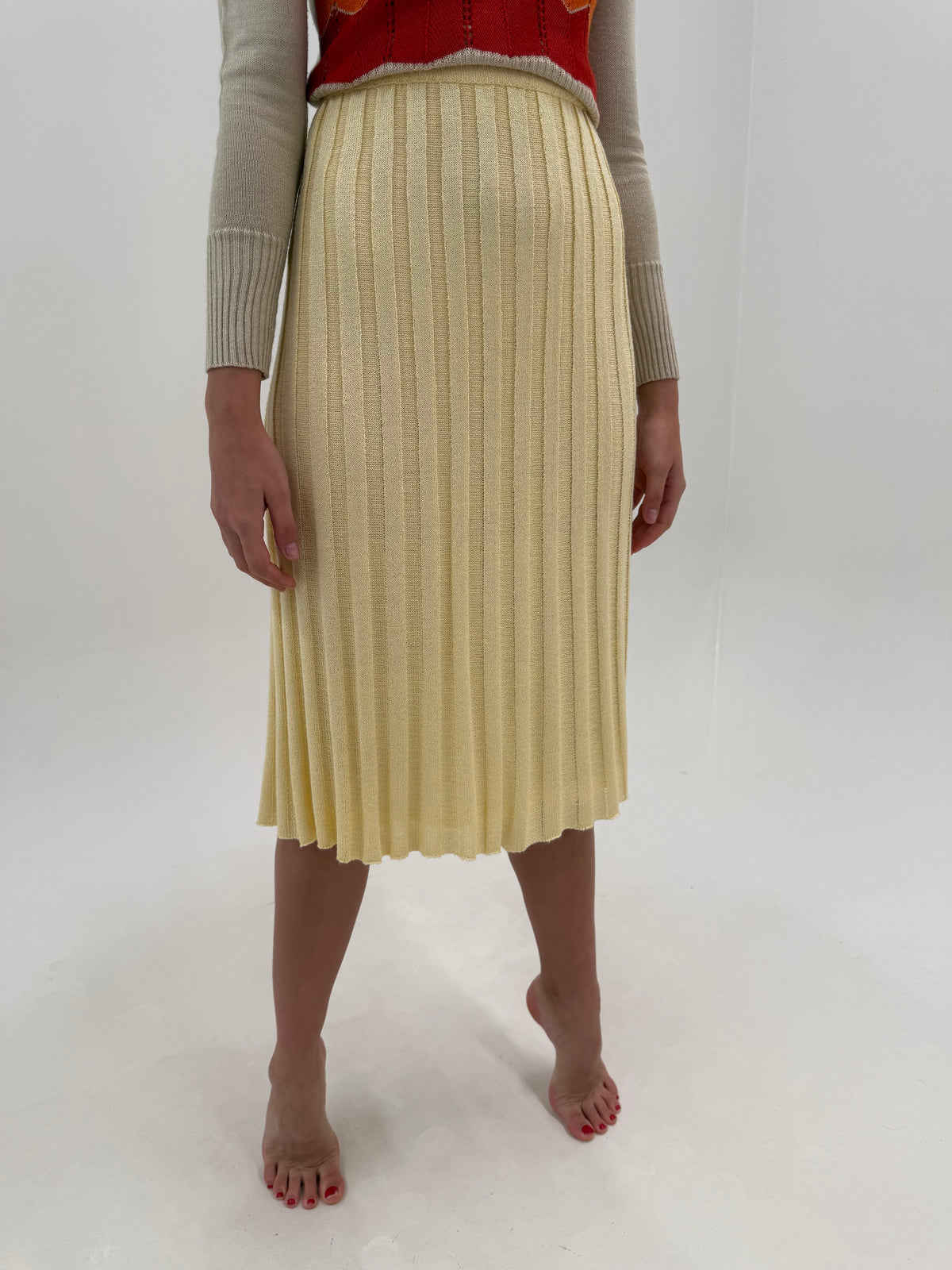 Fustă vintage plisată din tricot gros butter white de gramaj mare din mix de lana