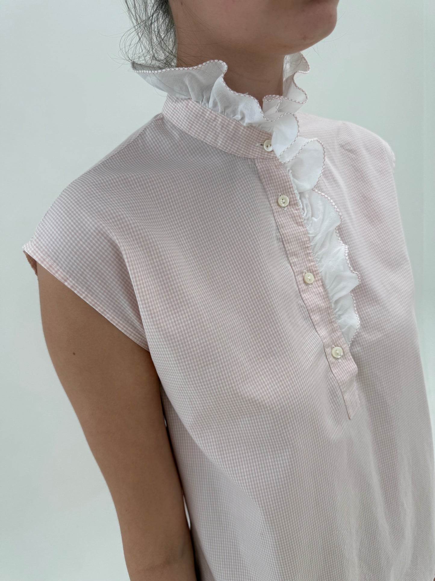 Cămașa gingham powder pink italiană cu inserții de dantelă în croi chic