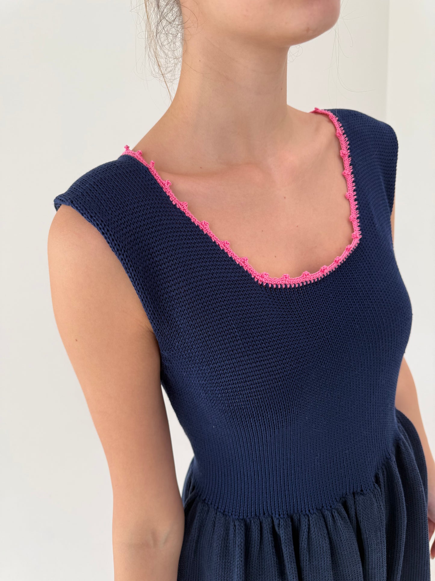 Rochie vintage maxi cu talie ultra înaltă marcată cu dungi la tiv