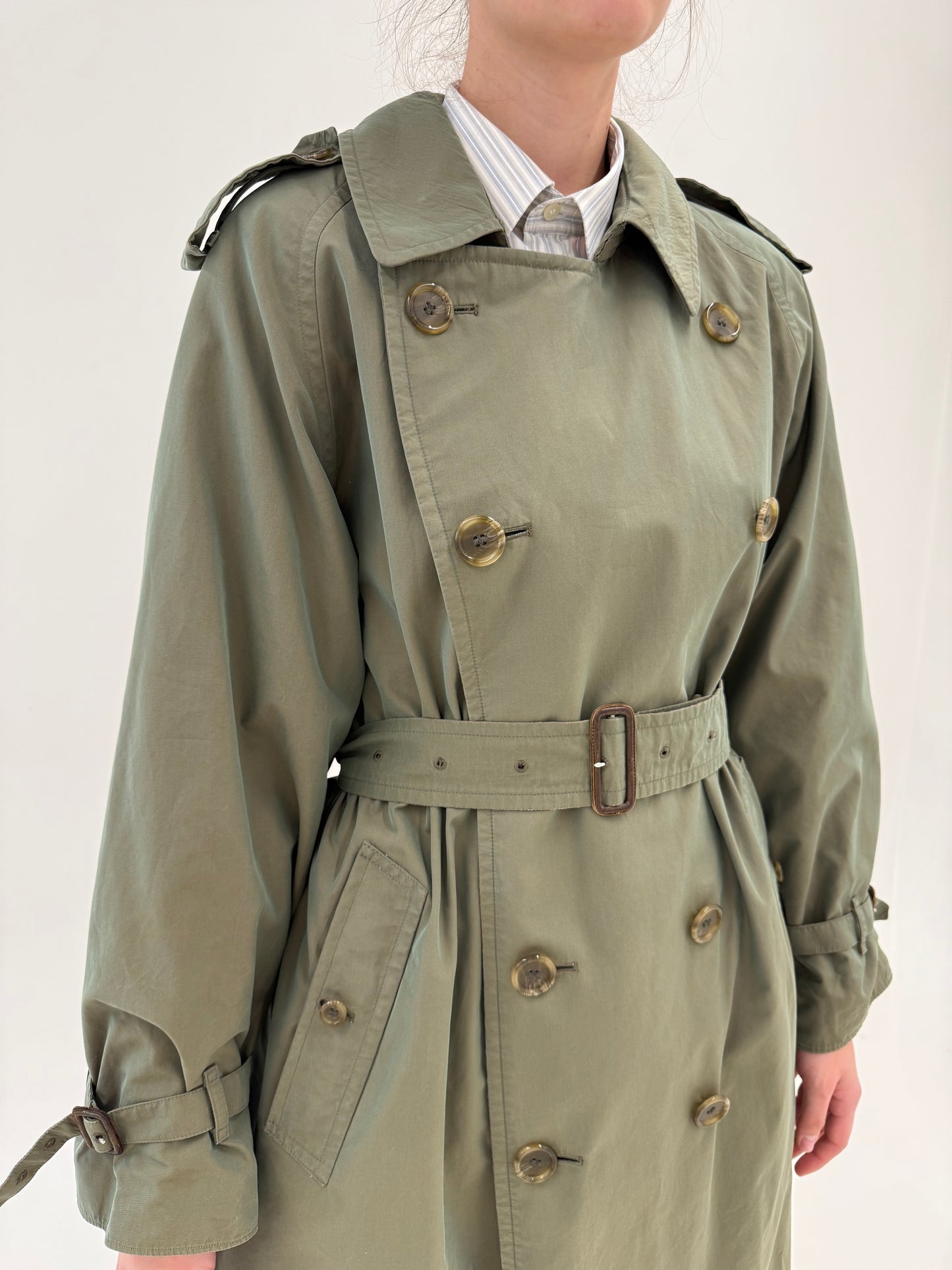 Trench vintage Burberry kaki cu talie reglabilă cu cordon