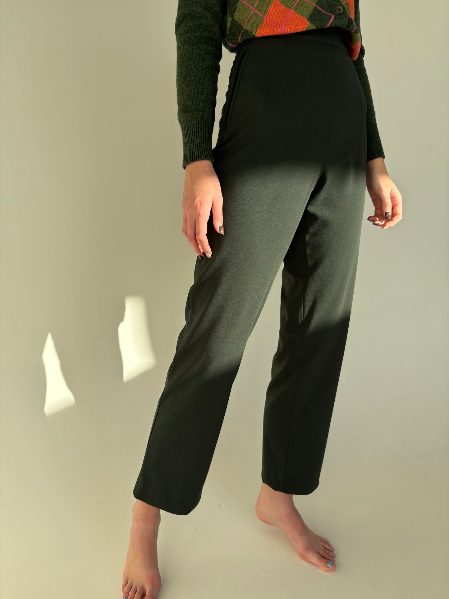 Pantaloni high end forest green din stofă de lana ultra confort strech