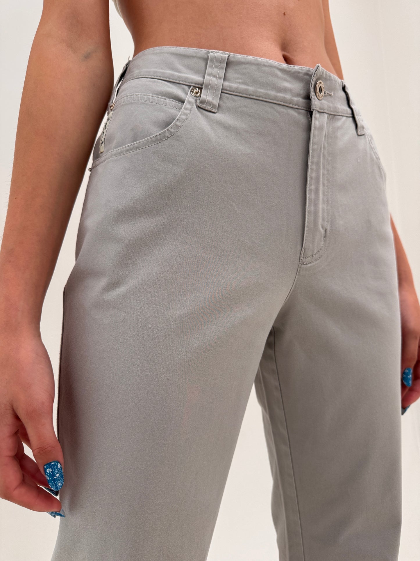 Pantaloni Armani tall ultra confort warm gray din bumbac premium modelator