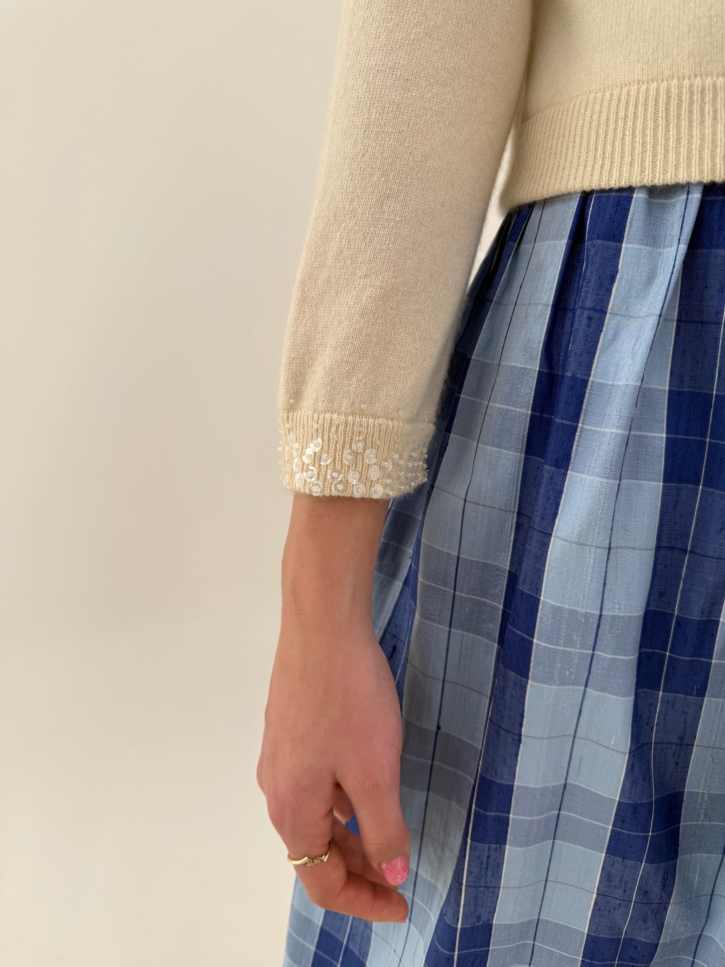 Jacheta luxury Vince din cașmir noua cu etichetă și aplicații manuale delicate perlate